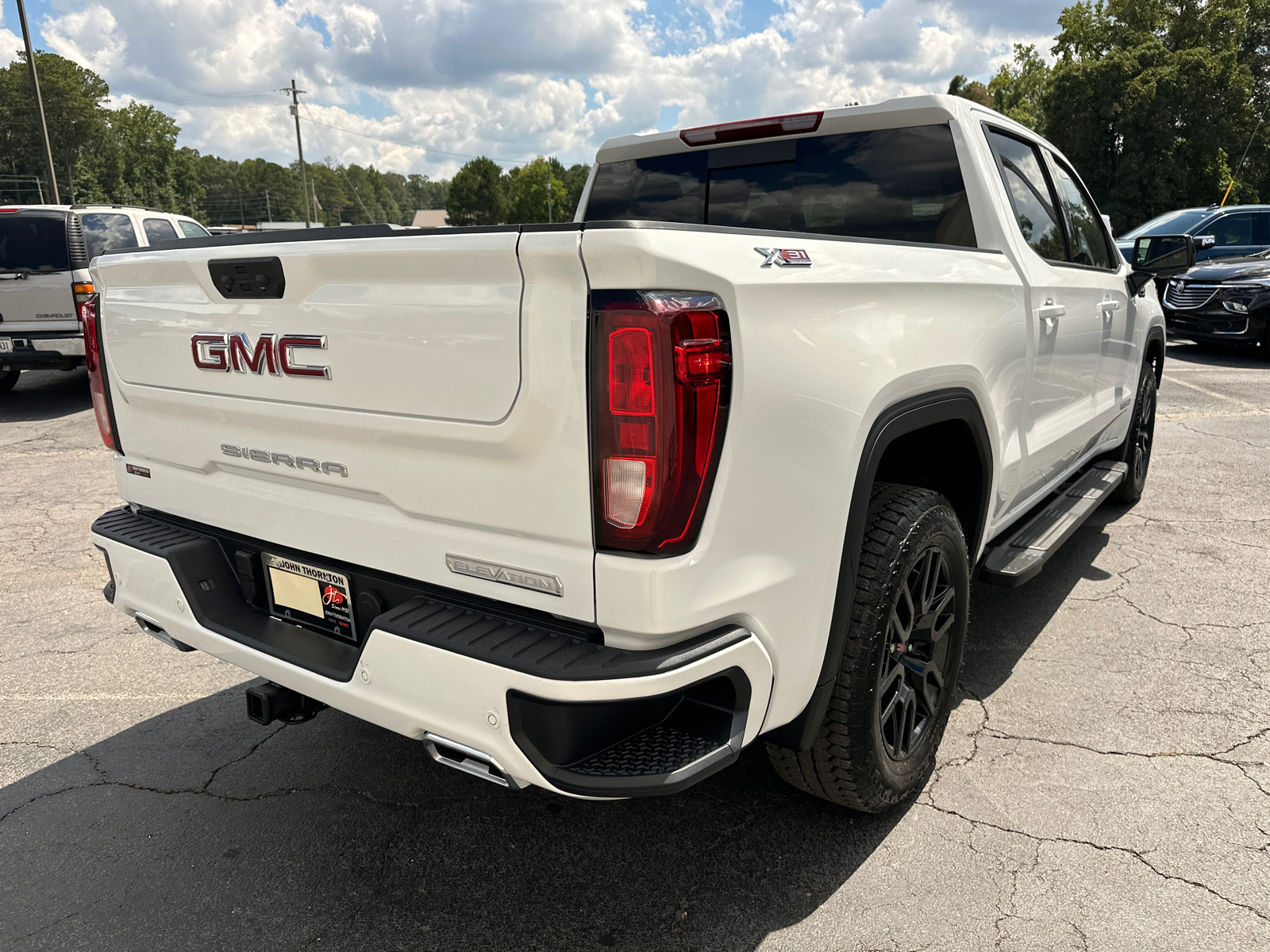 2024 GMC Sierra 1500 Elevation 6