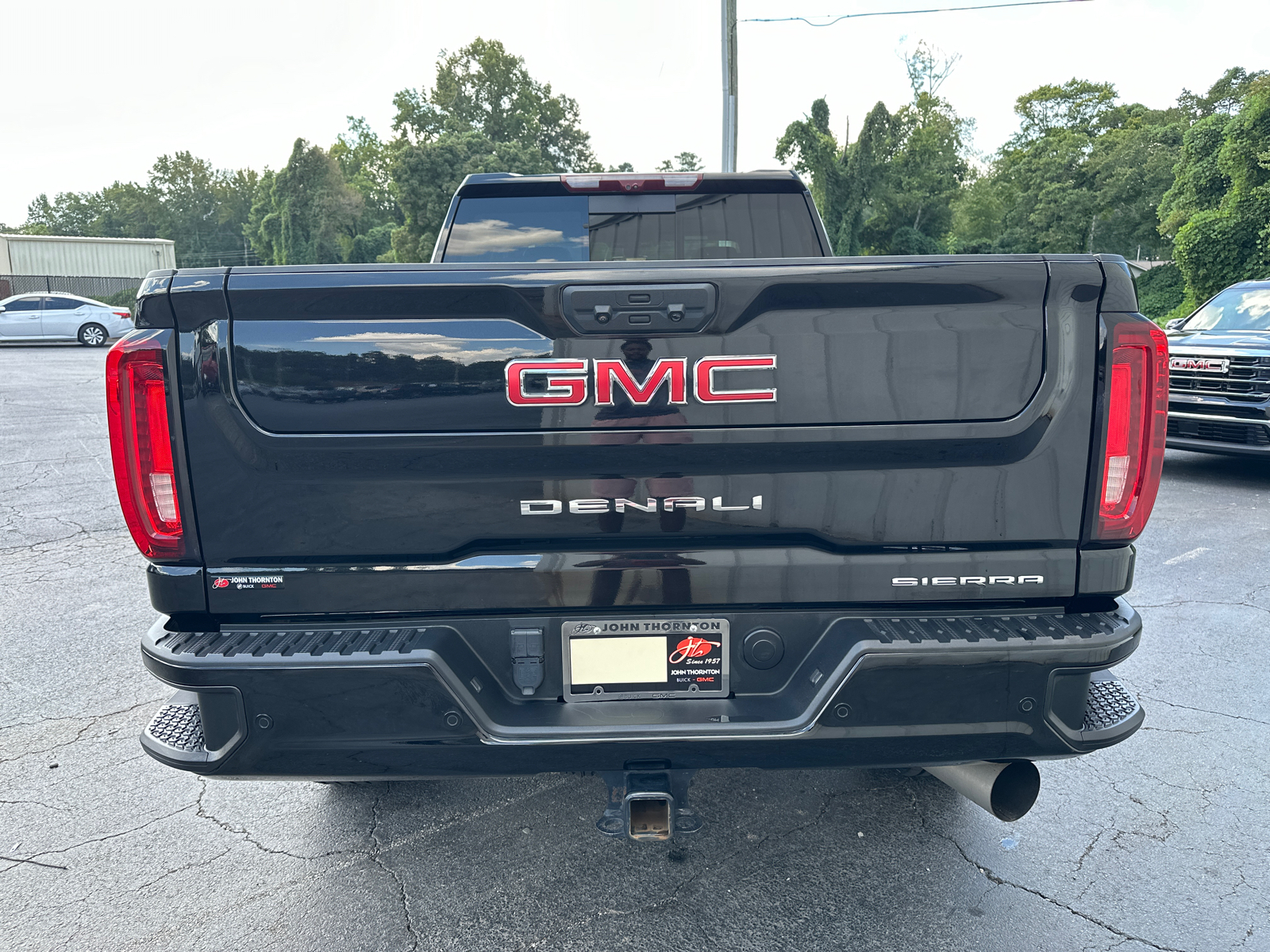 2023 GMC Sierra 2500HD Denali 7