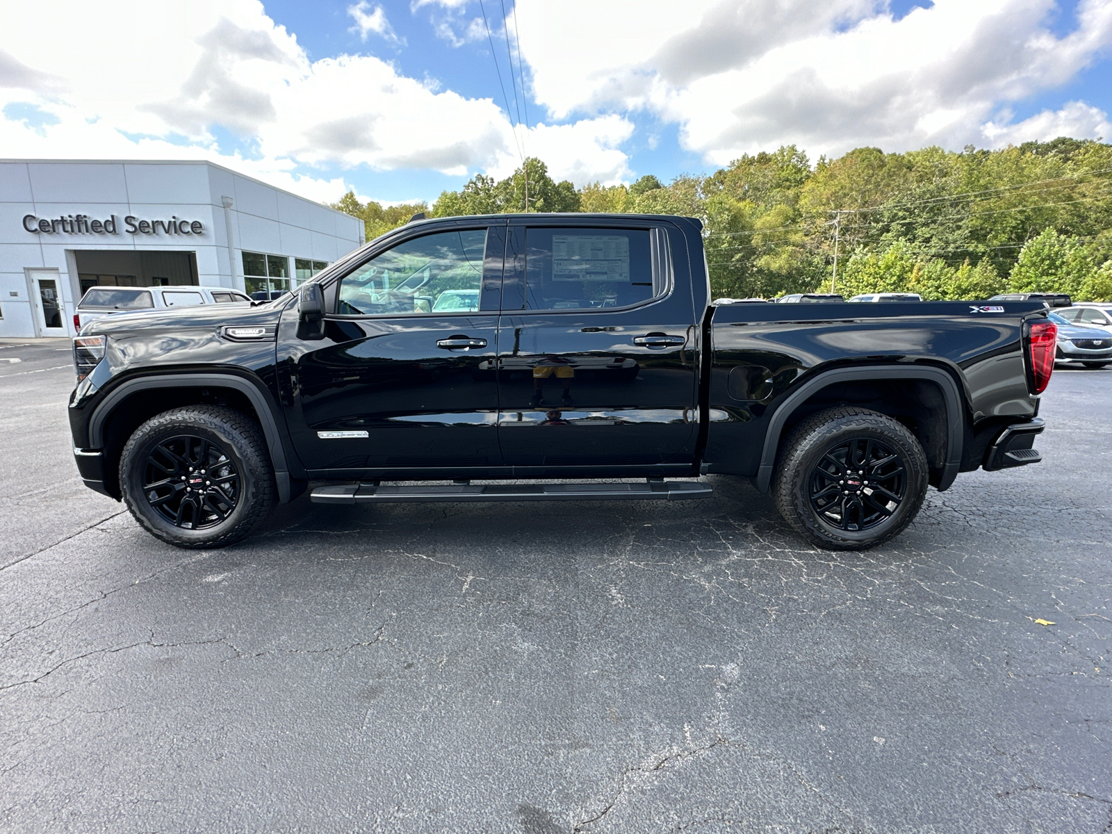 2024 GMC Sierra 1500 Elevation 9