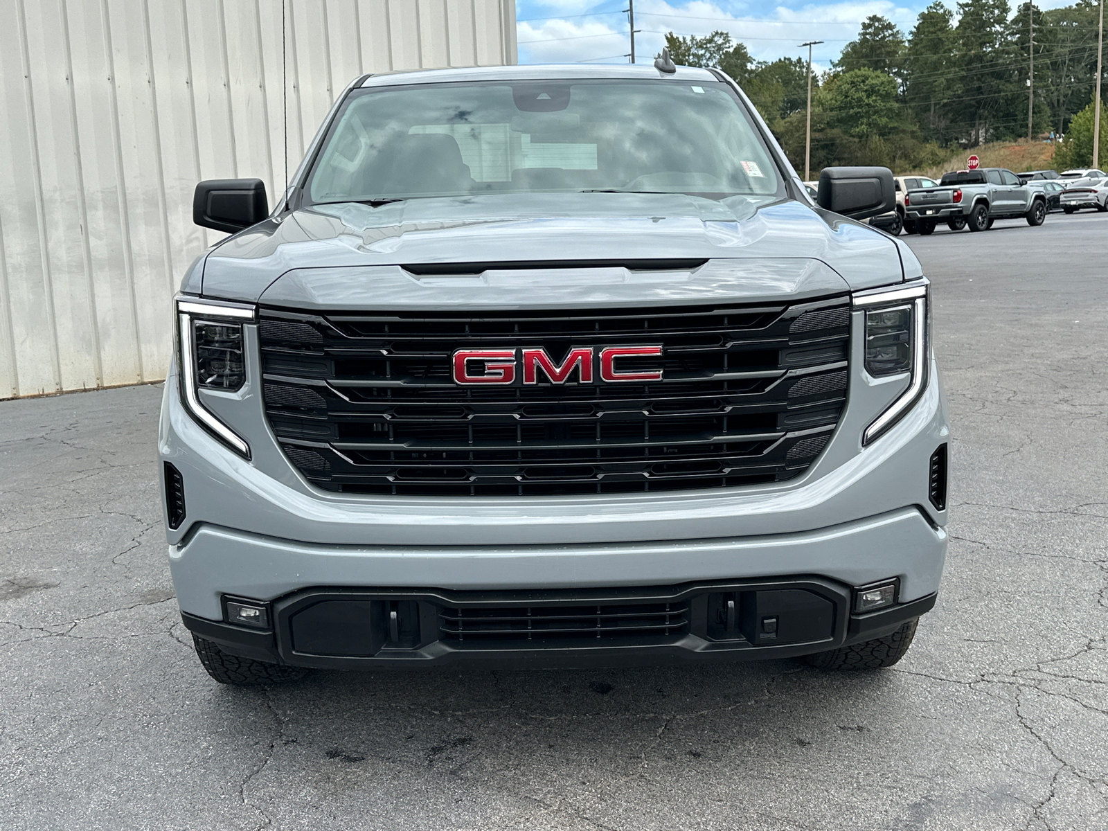 2024 GMC Sierra 1500 Elevation 3