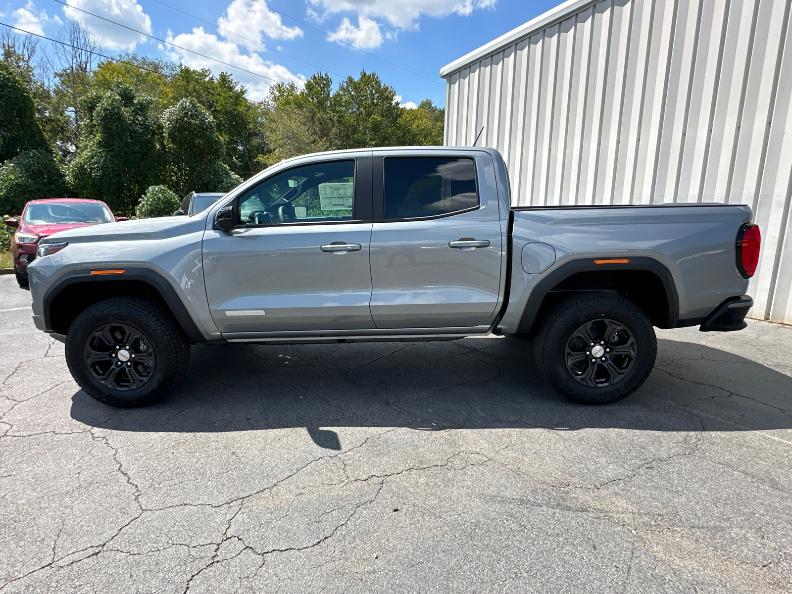 2024 GMC Canyon Elevation 10