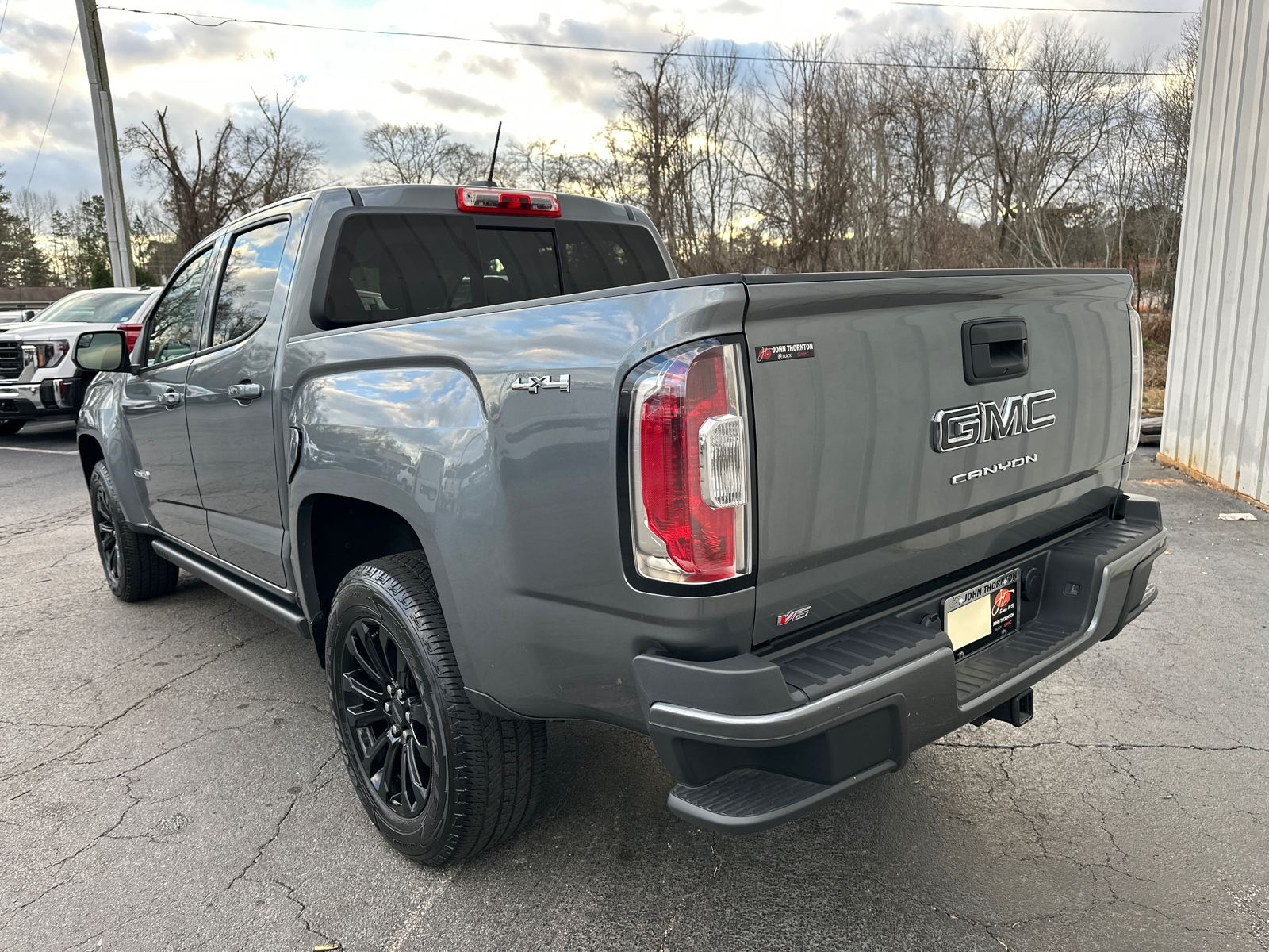 2022 GMC Canyon Elevation 9