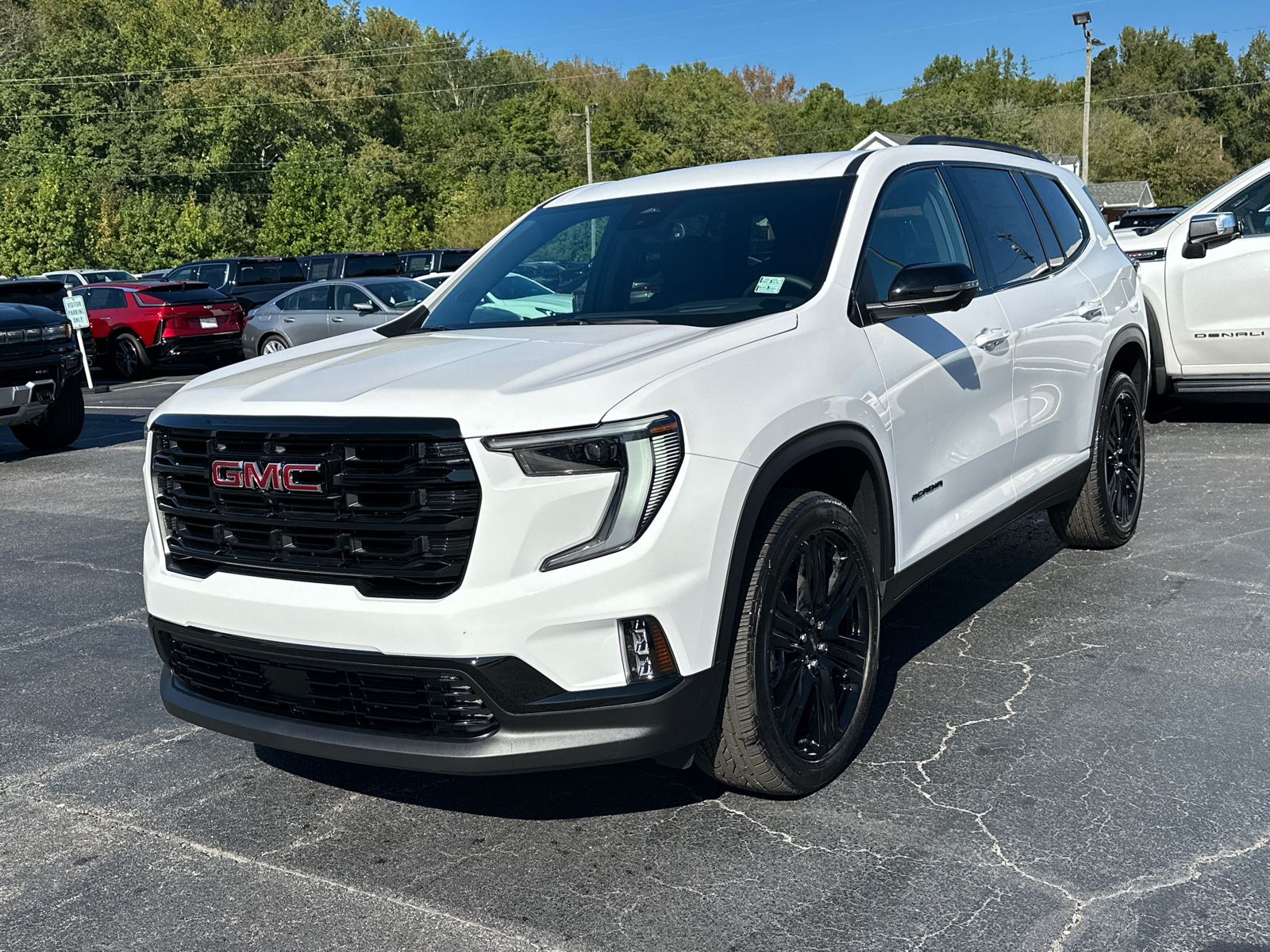 2024 GMC Acadia Elevation 2