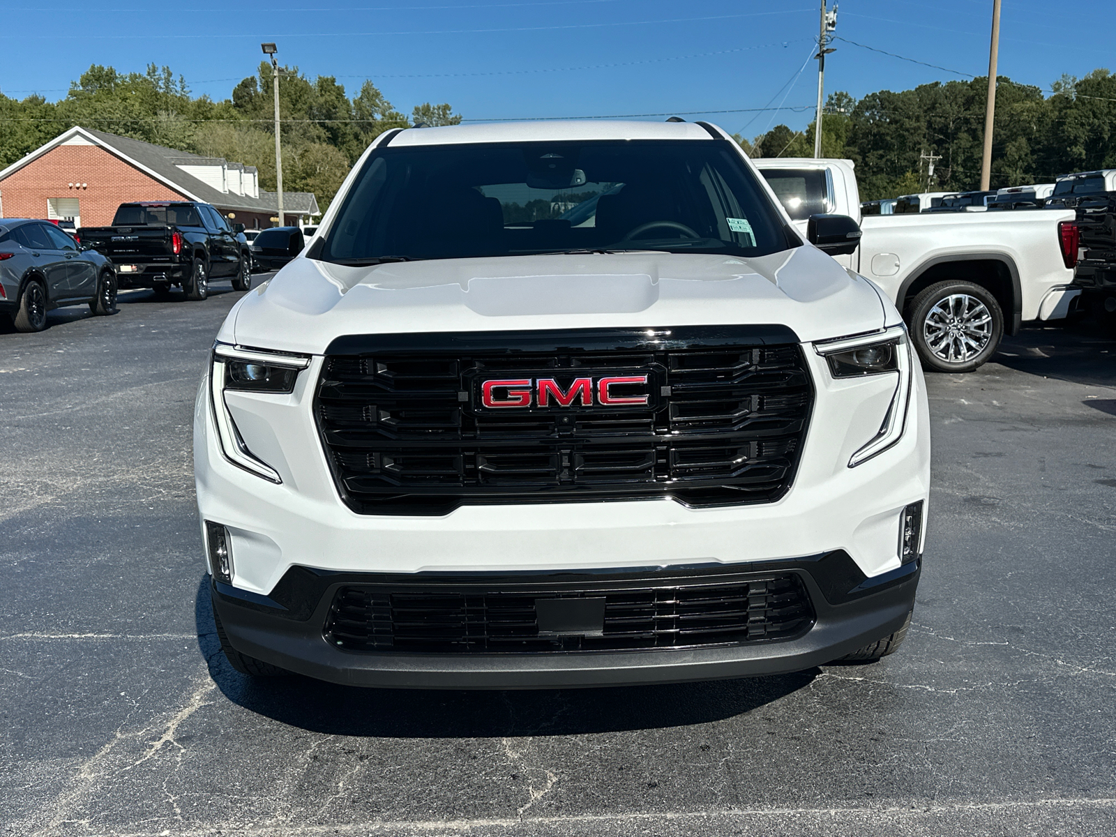 2024 GMC Acadia Elevation 3