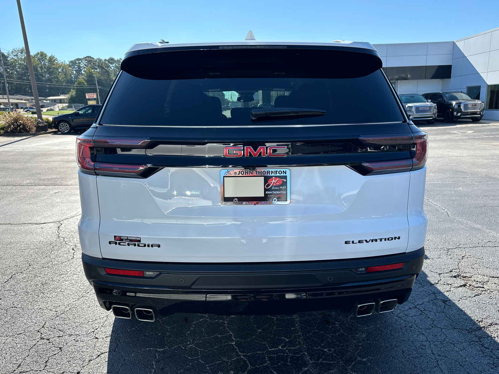 2024 GMC Acadia Elevation 7