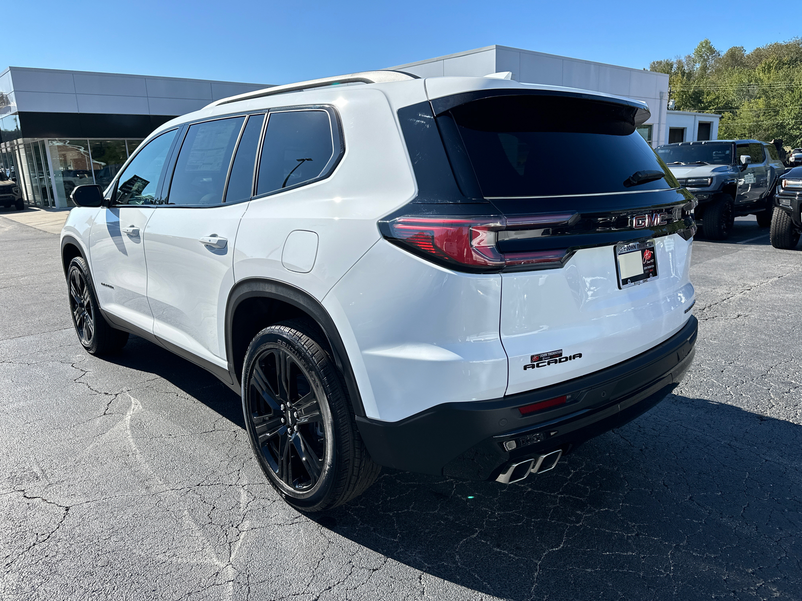 2024 GMC Acadia Elevation 8