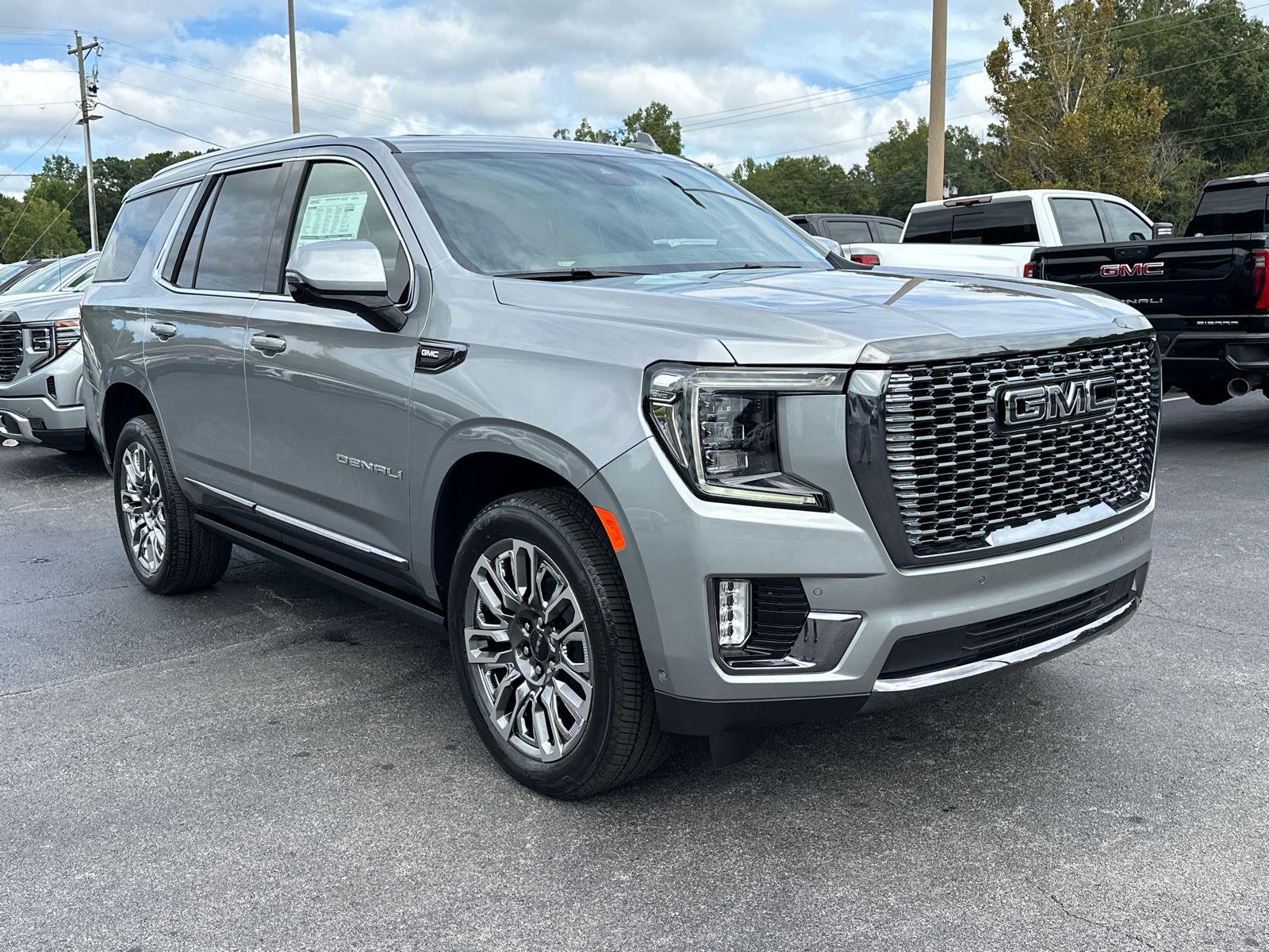 2024 GMC Yukon Denali Ultimate 4