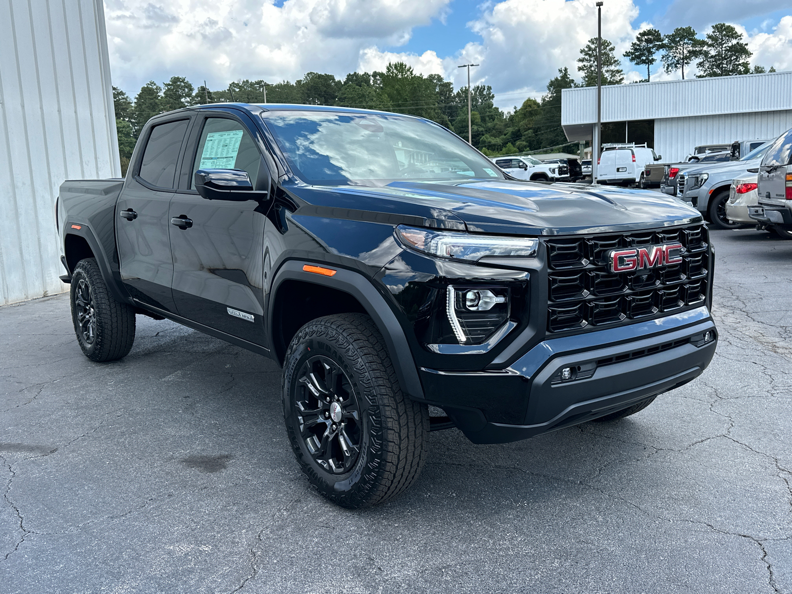 2024 GMC Canyon Elevation 5