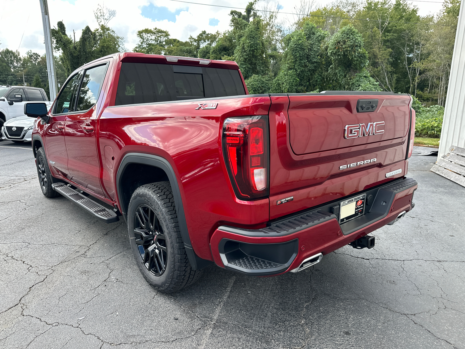 2024 GMC Sierra 1500 Elevation 8