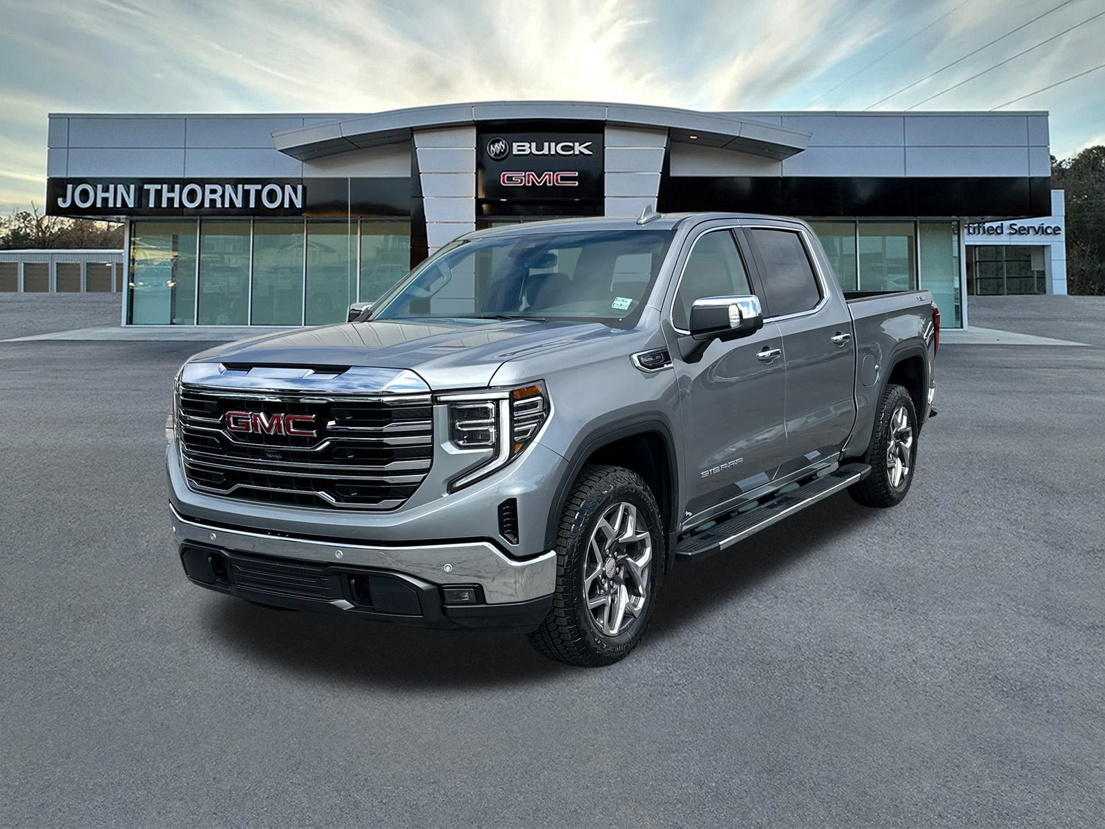 2024 GMC Sierra 1500 SLT 1