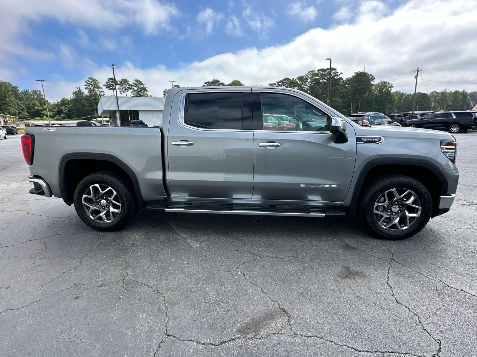 2024 GMC Sierra 1500 SLT 5