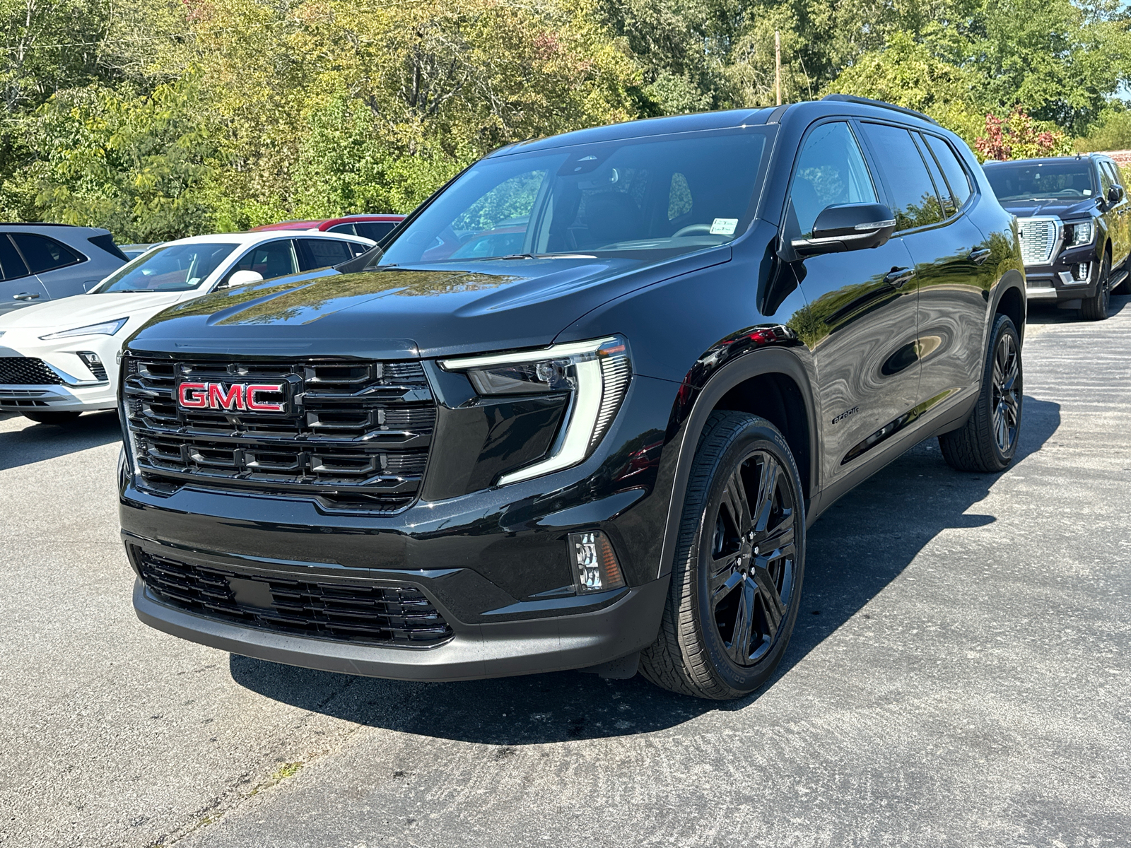 2024 GMC Acadia Elevation 3