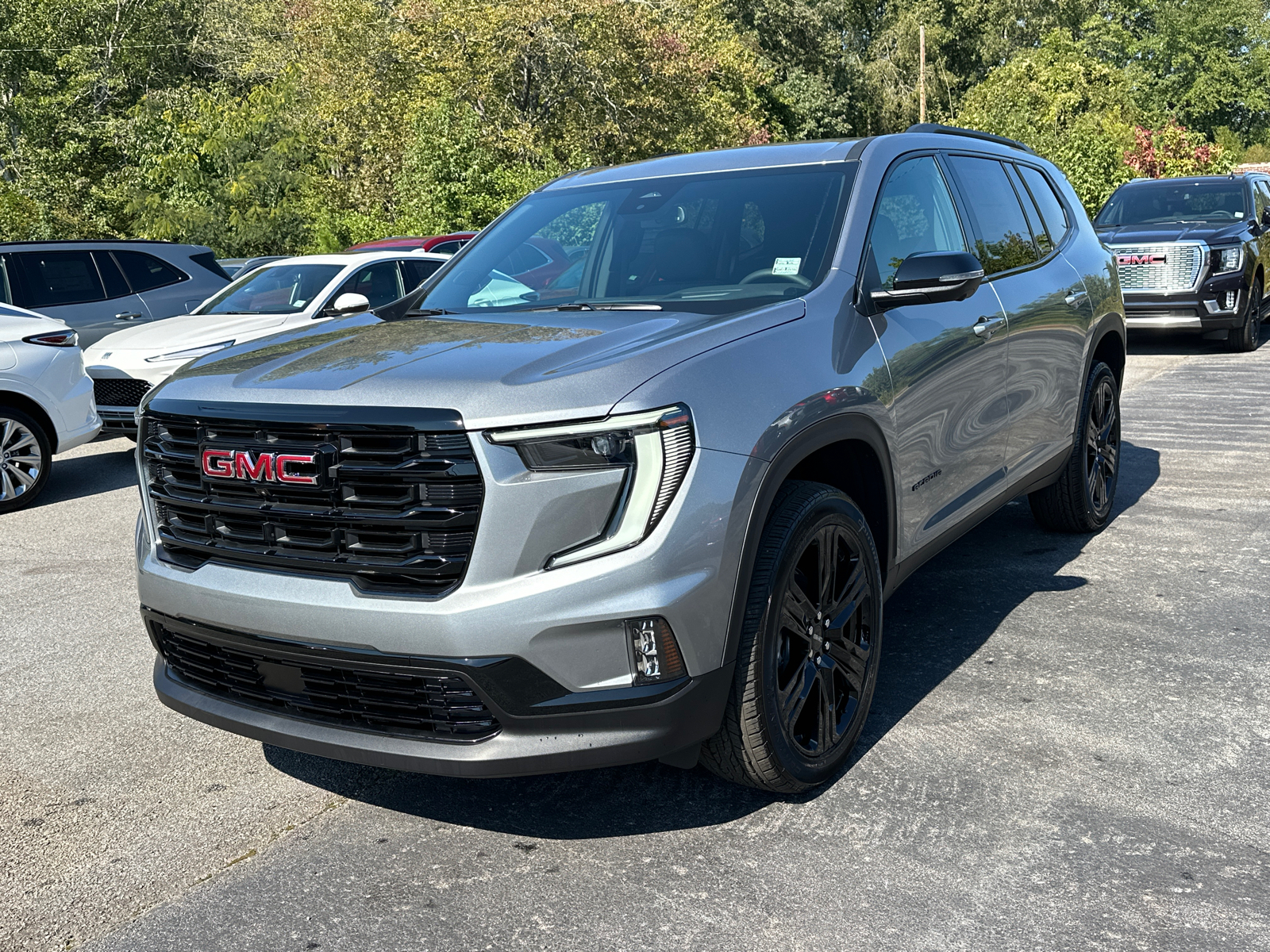 2024 GMC Acadia Elevation 3