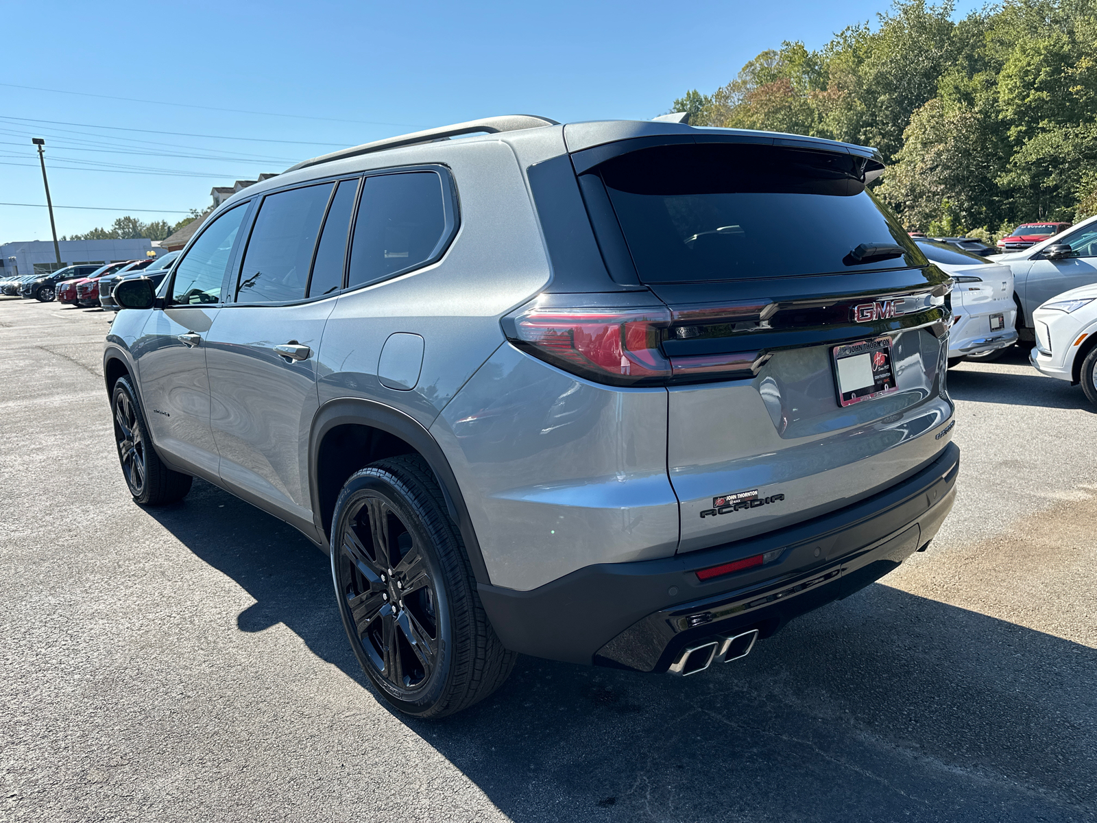 2024 GMC Acadia Elevation 9