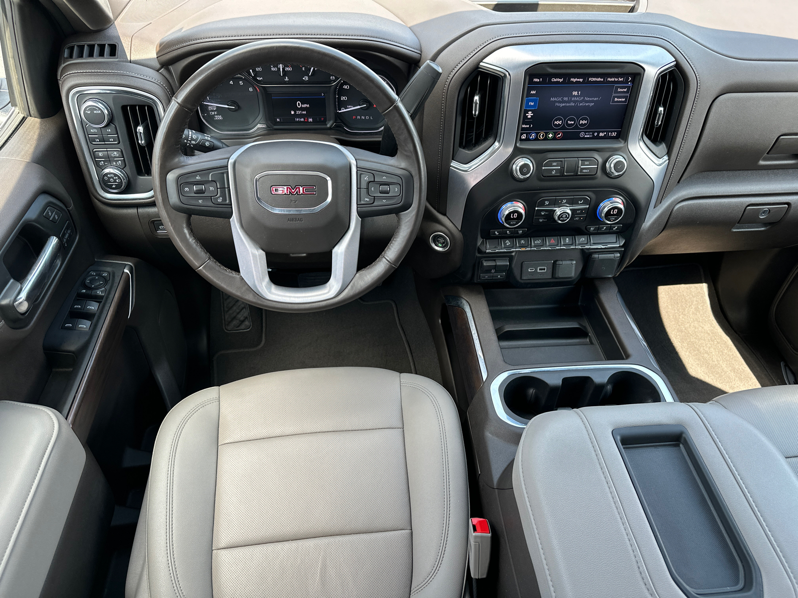 2021 GMC Sierra 1500 SLT 23