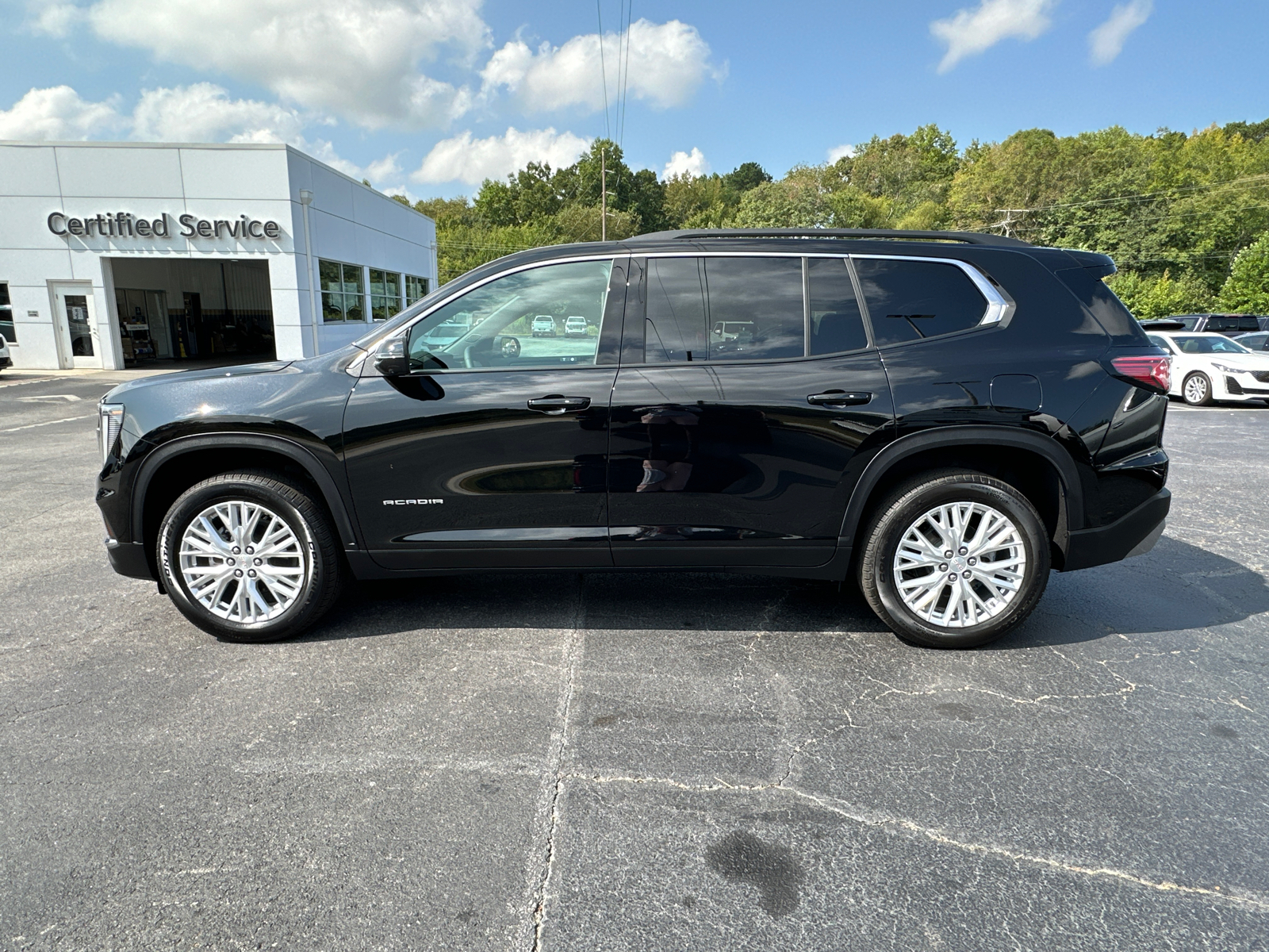 2024 GMC Acadia Elevation 9