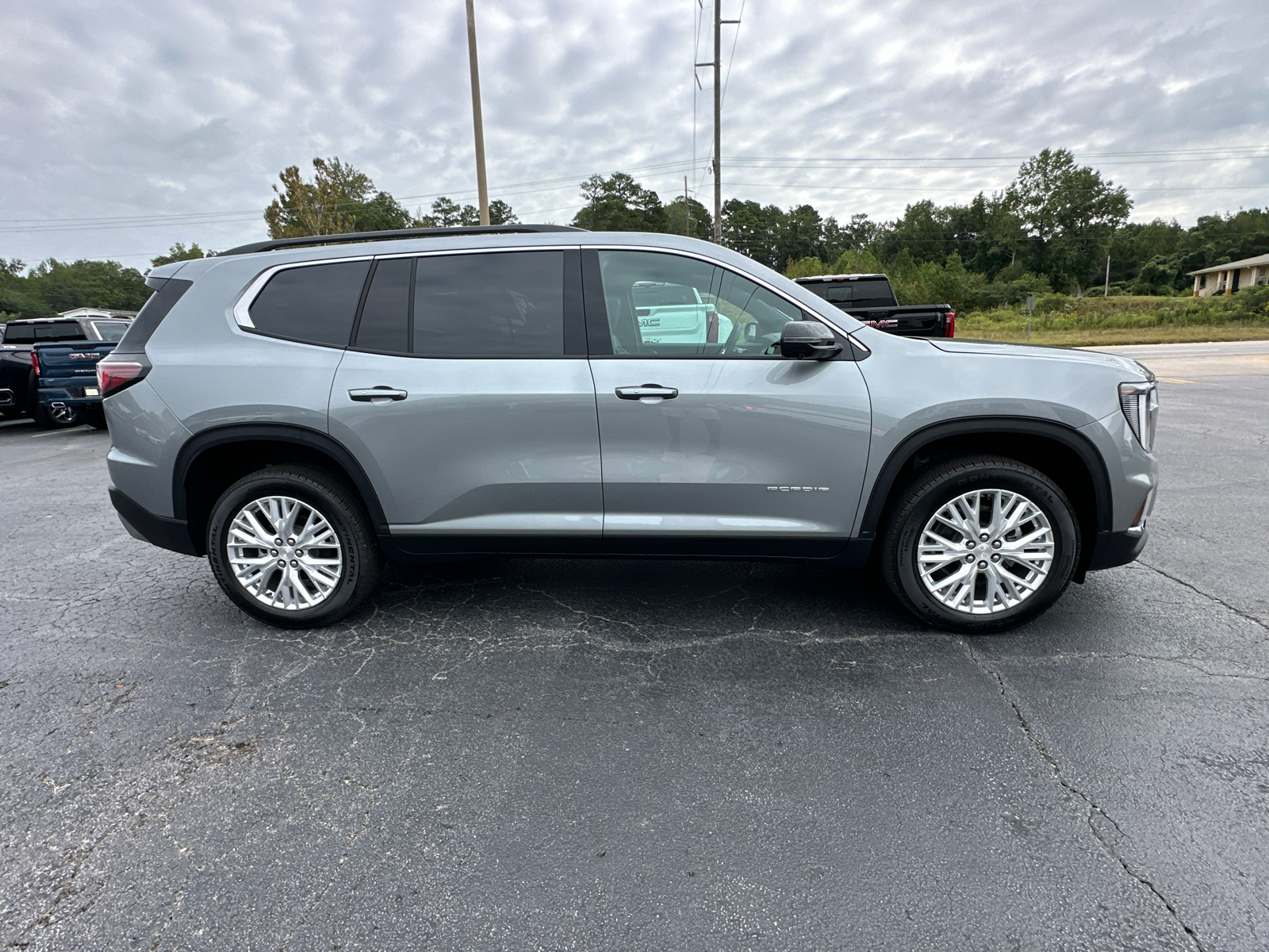 2024 GMC Acadia Elevation 5