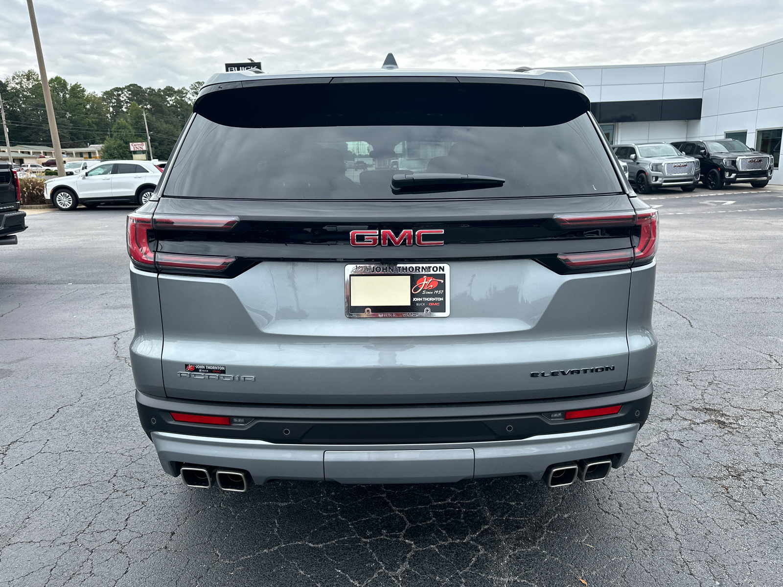 2024 GMC Acadia Elevation 7