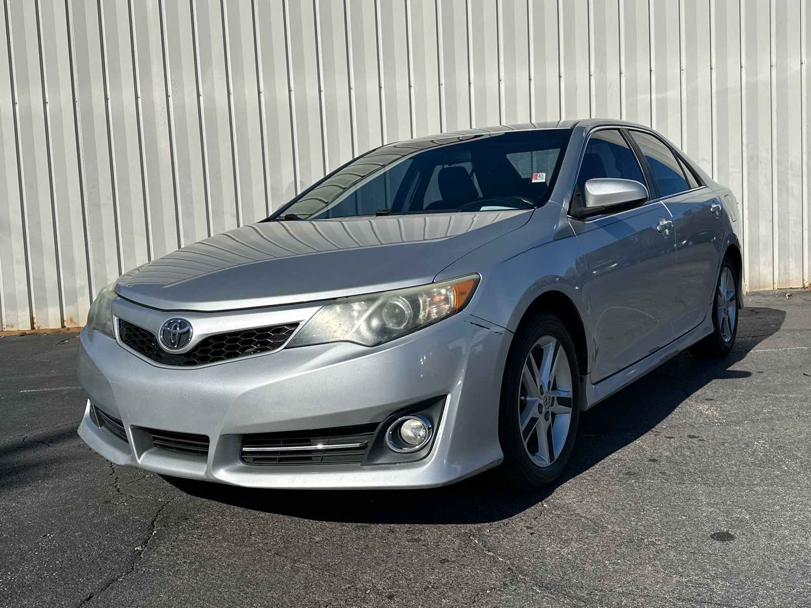 2013 Toyota Camry SE 3