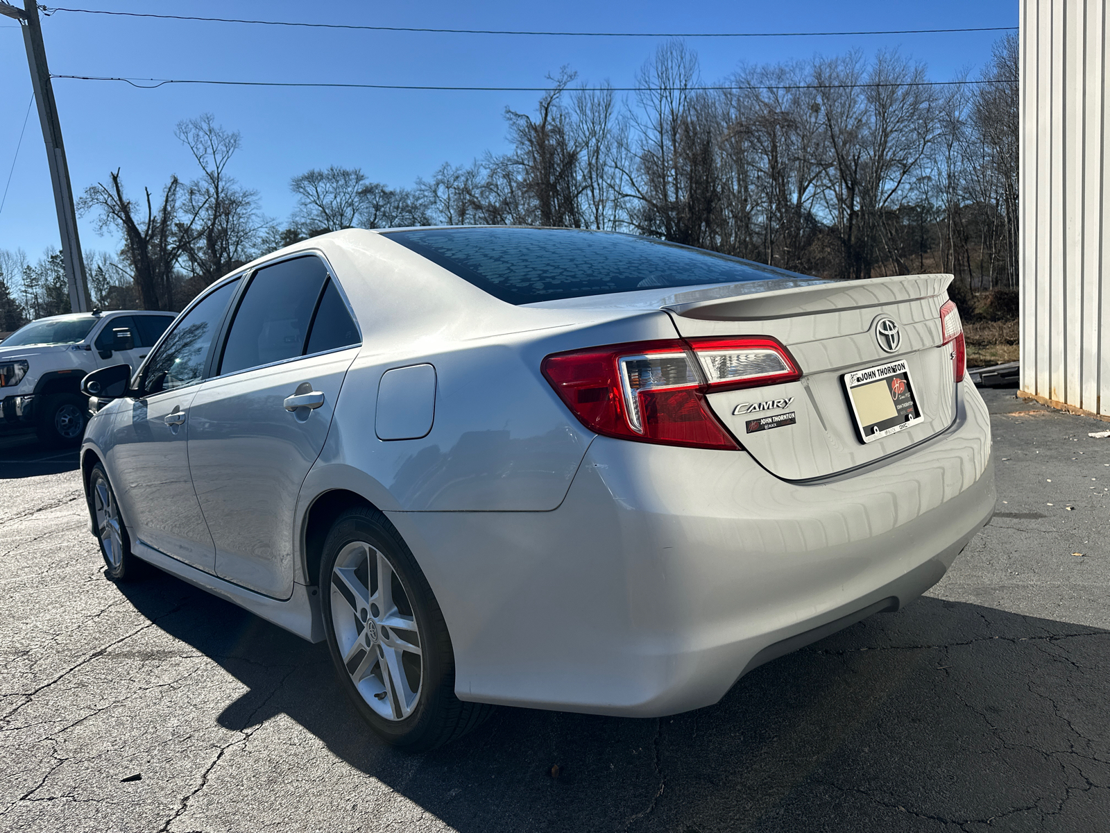 2013 Toyota Camry SE 9