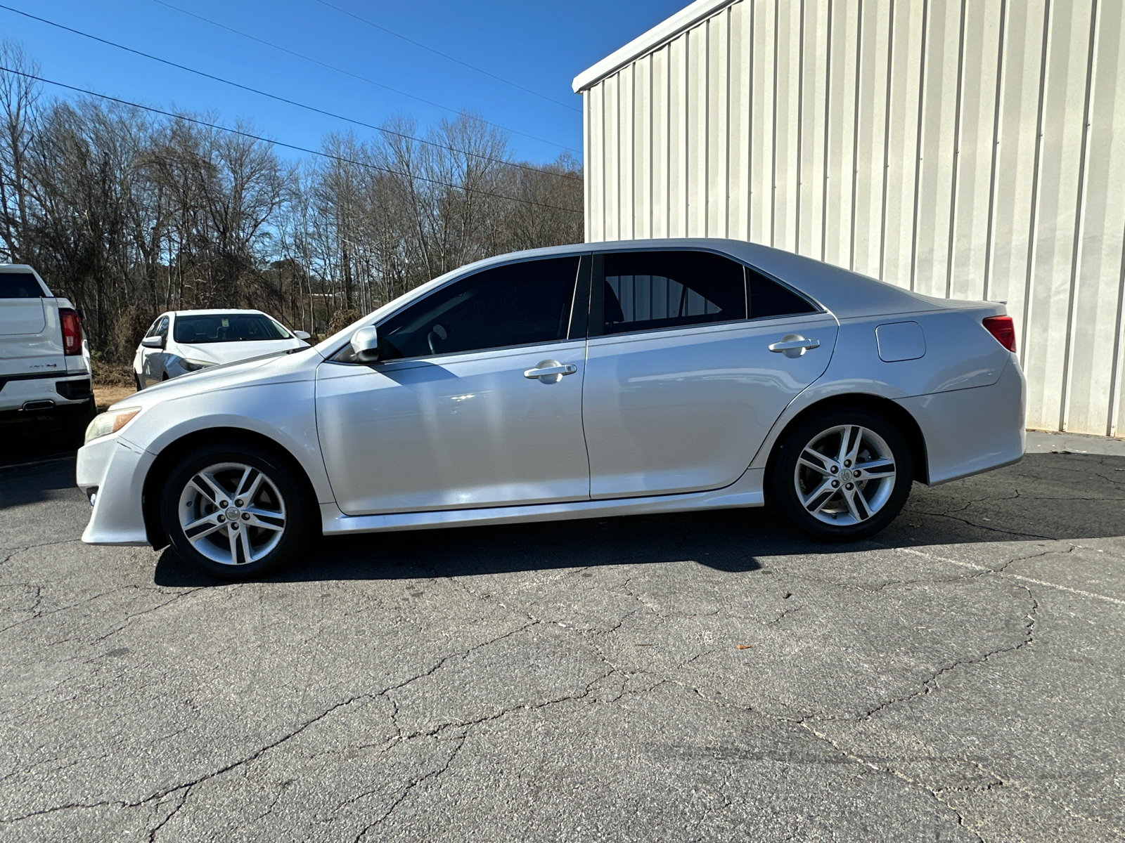 2013 Toyota Camry SE 10