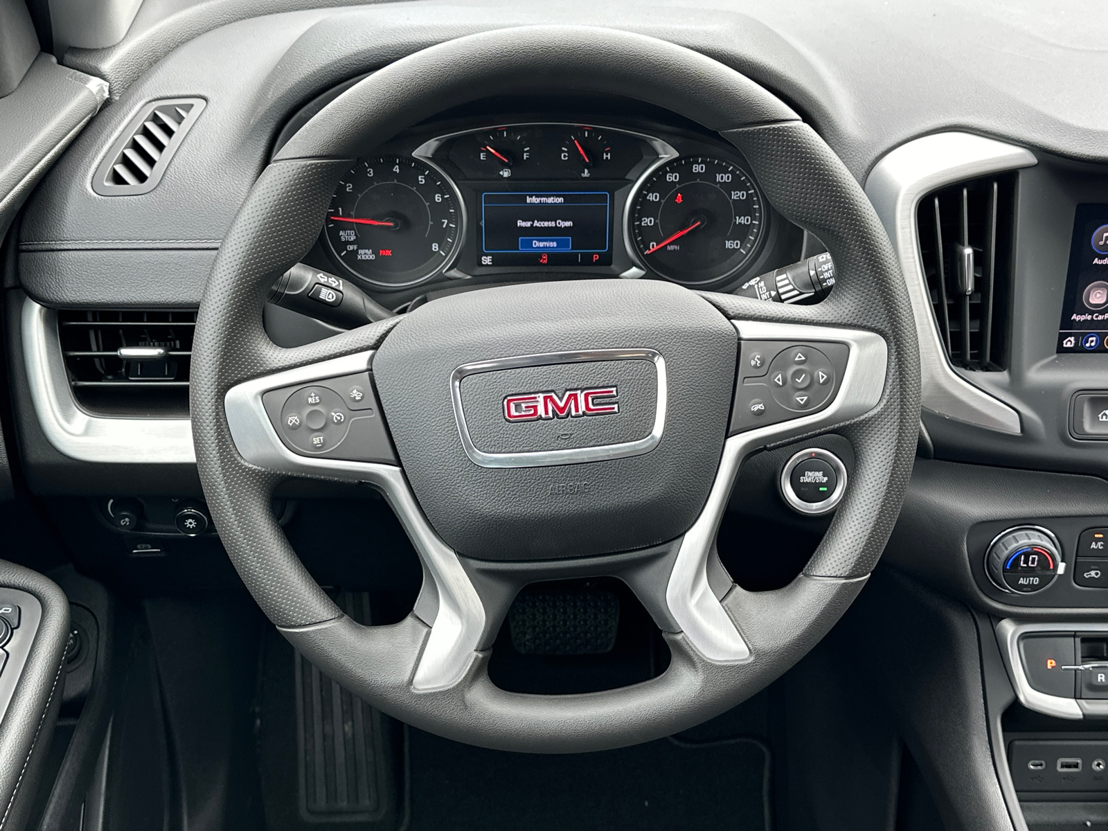 2024 GMC Terrain SLE 25