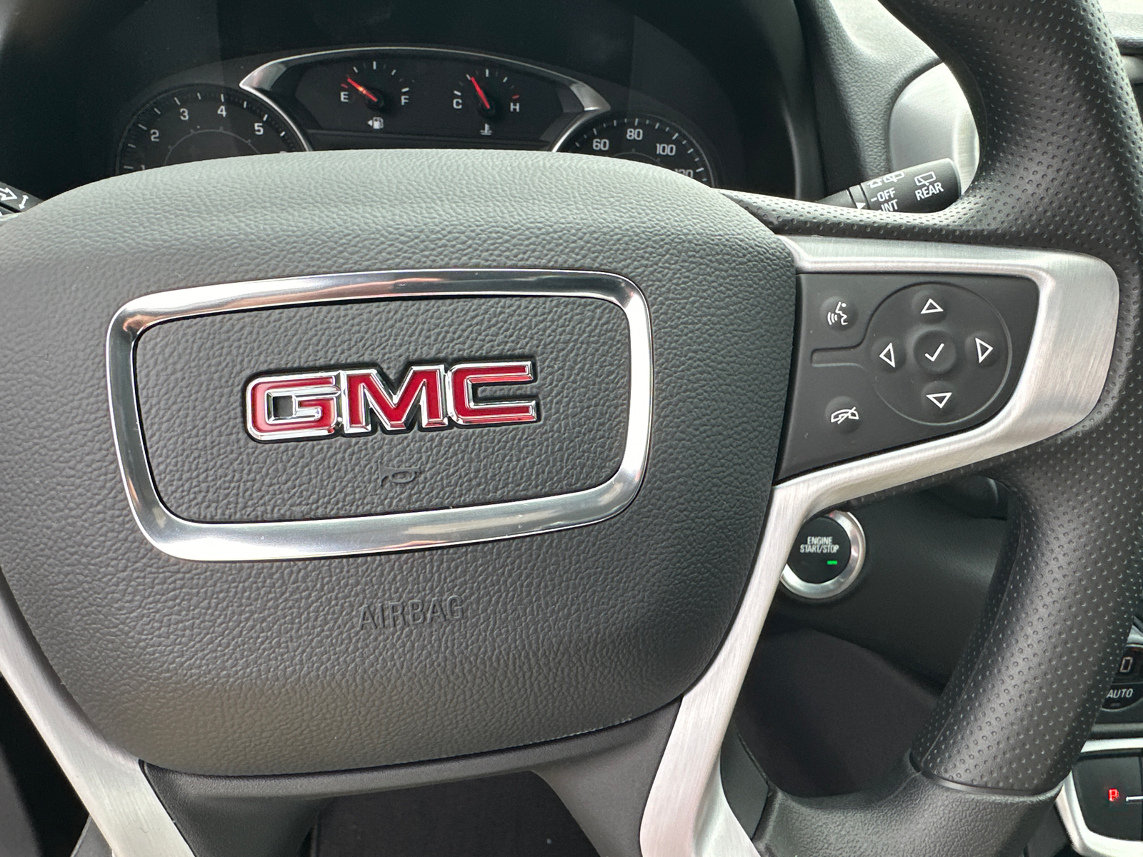 2024 GMC Terrain SLE 27