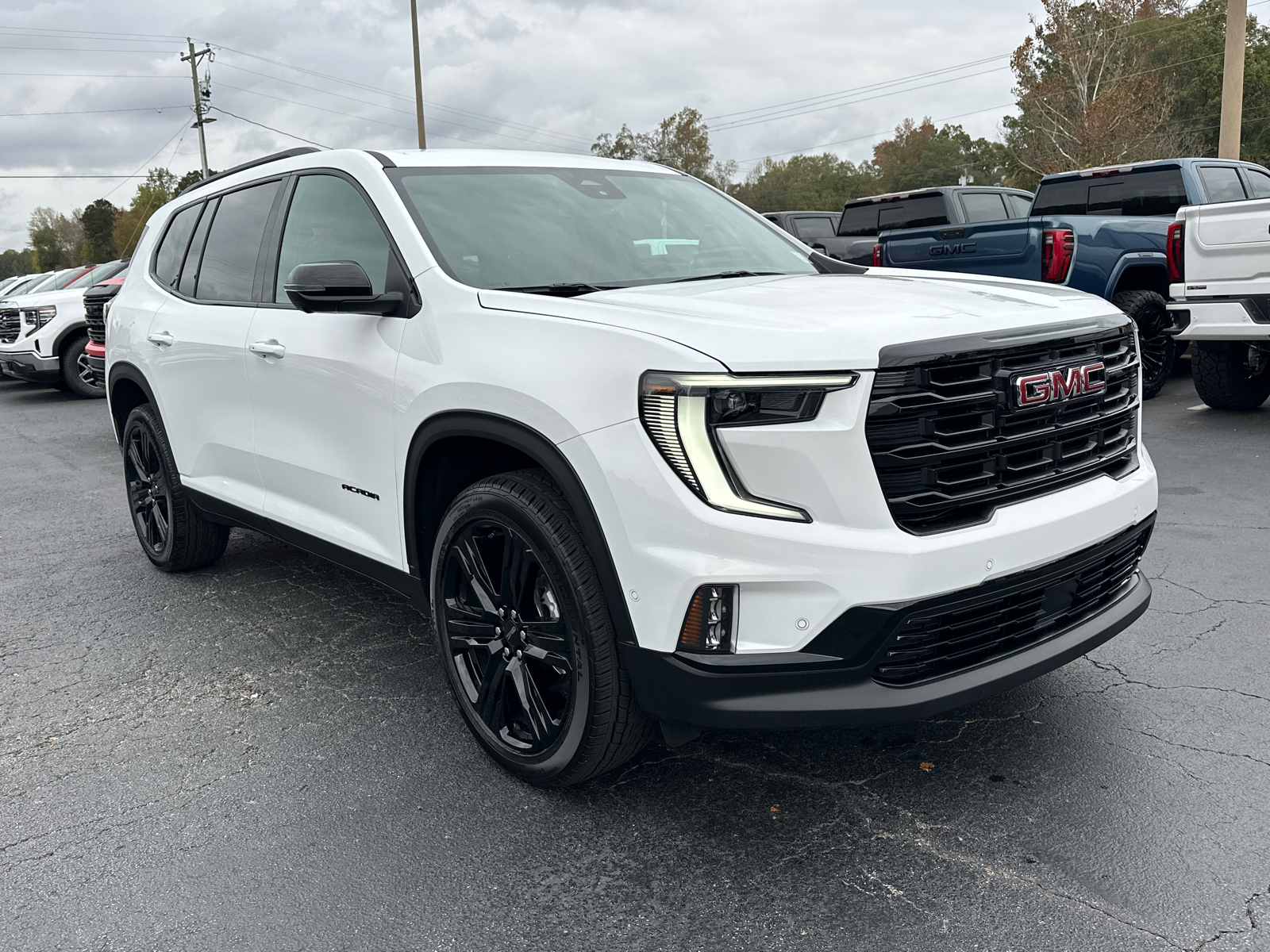 2024 GMC Acadia Elevation 5