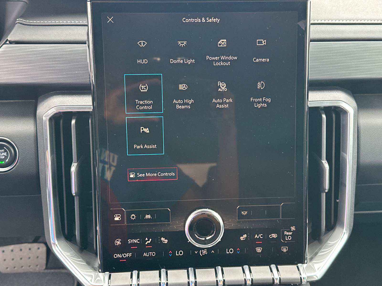 2024 GMC Acadia Elevation 30