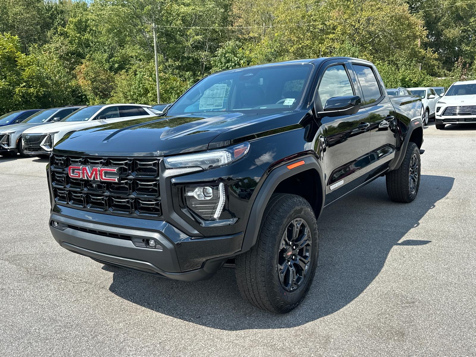 2024 GMC Canyon Elevation 2