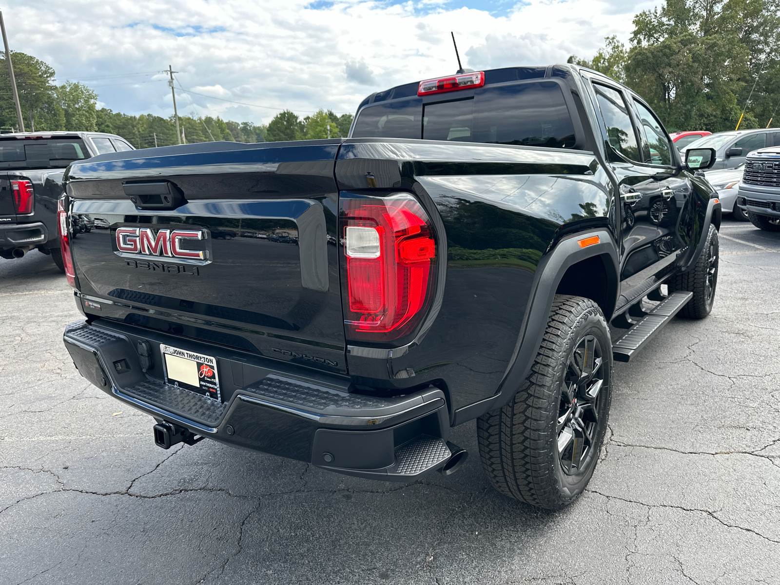 2024 GMC Canyon Denali 6