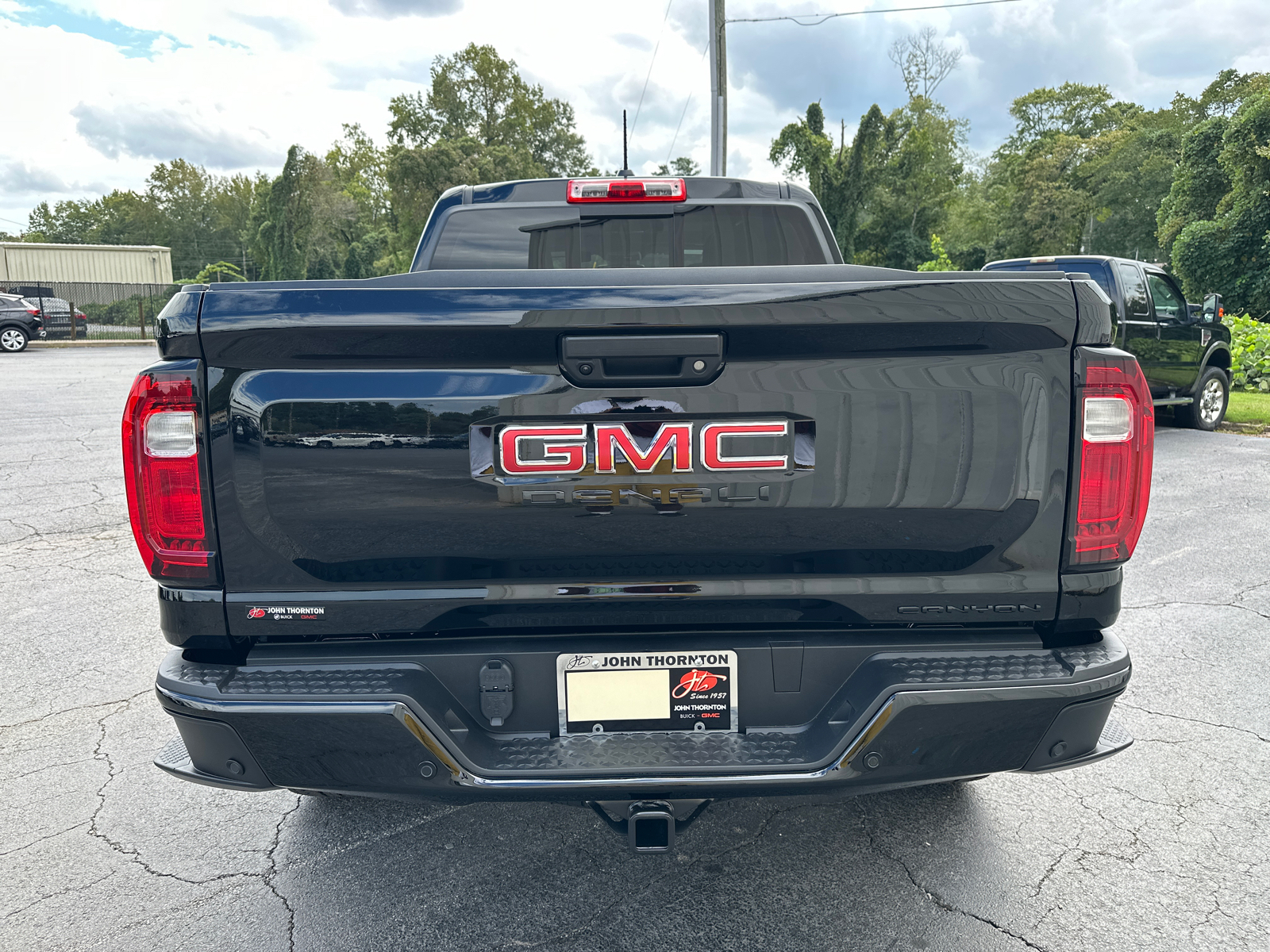 2024 GMC Canyon Denali 7