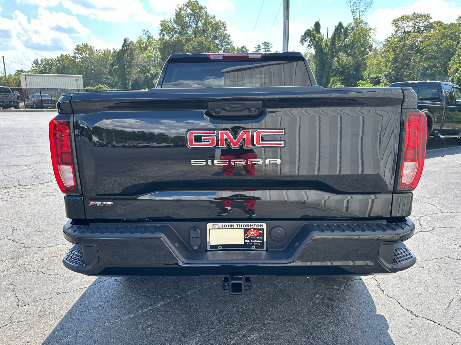 2024 GMC Sierra 1500 Pro 8