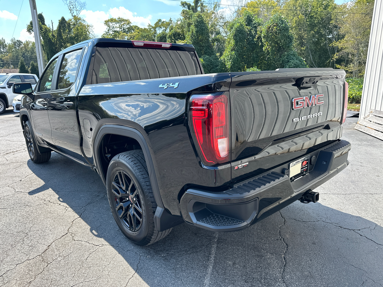 2024 GMC Sierra 1500 Pro 9