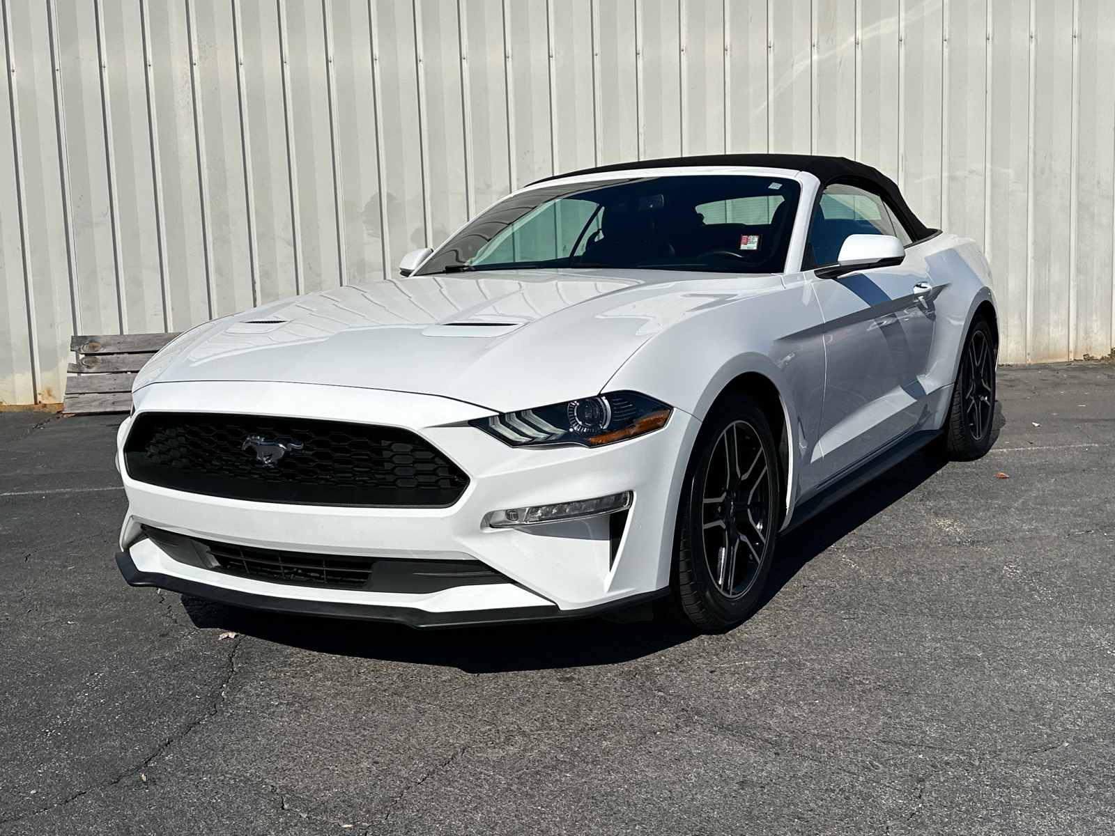 2020 Ford Mustang EcoBoost Premium 3