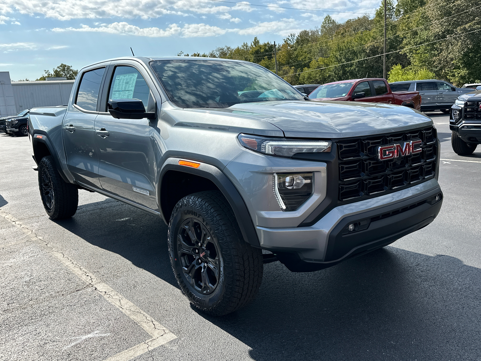 2024 GMC Canyon Elevation 4