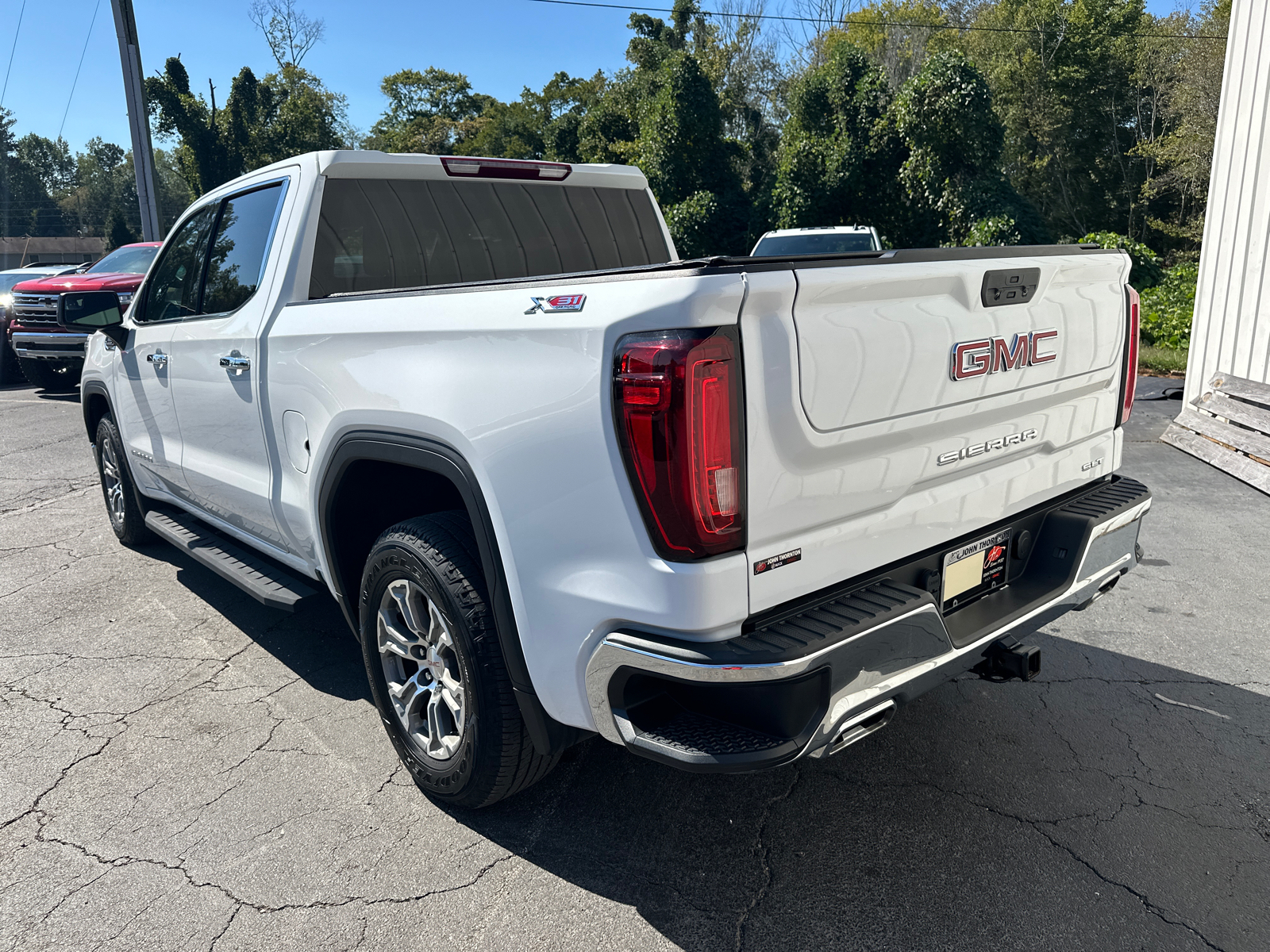 2021 GMC Sierra 1500 SLT 8