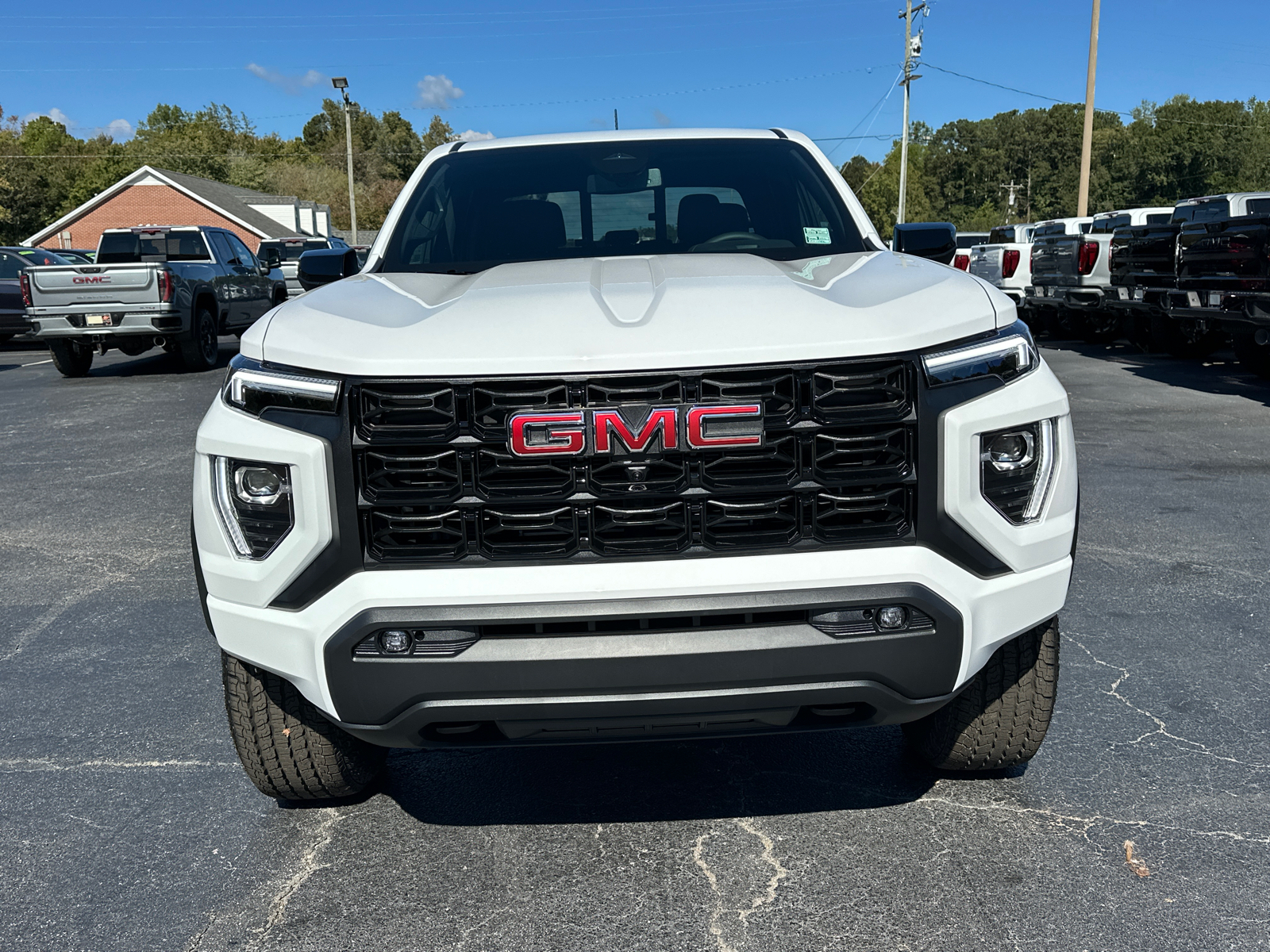 2024 GMC Canyon Elevation 3