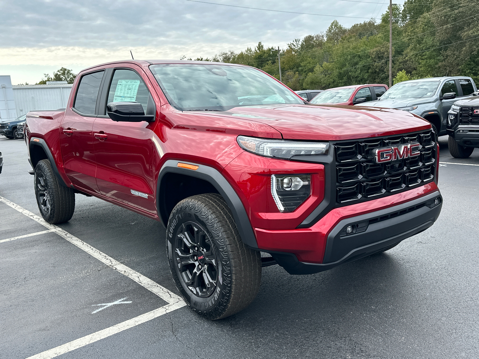 2024 GMC Canyon Elevation 4