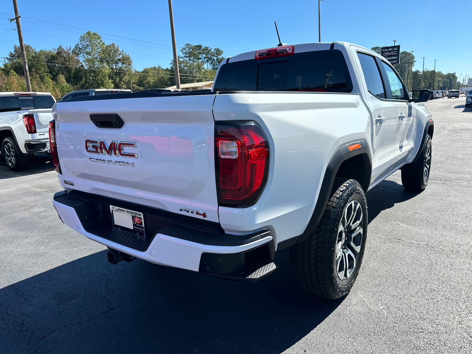 2024 GMC Canyon AT4 6