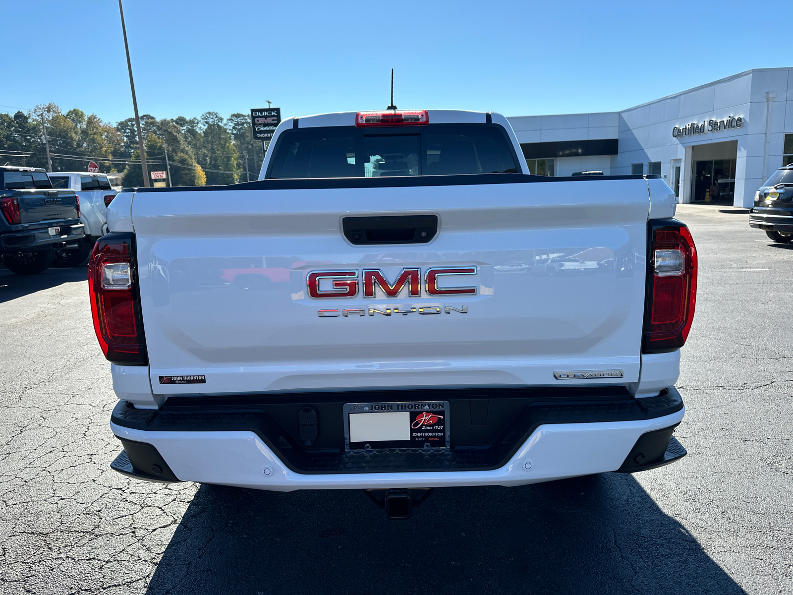 2024 GMC Canyon Elevation 7