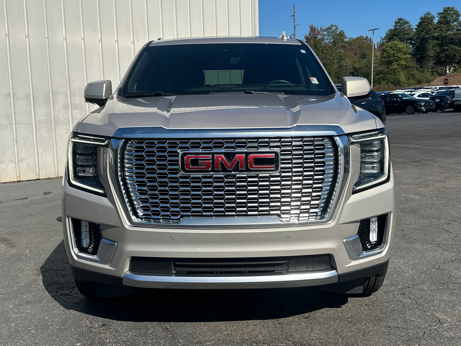 2021 GMC Yukon XL Denali 3