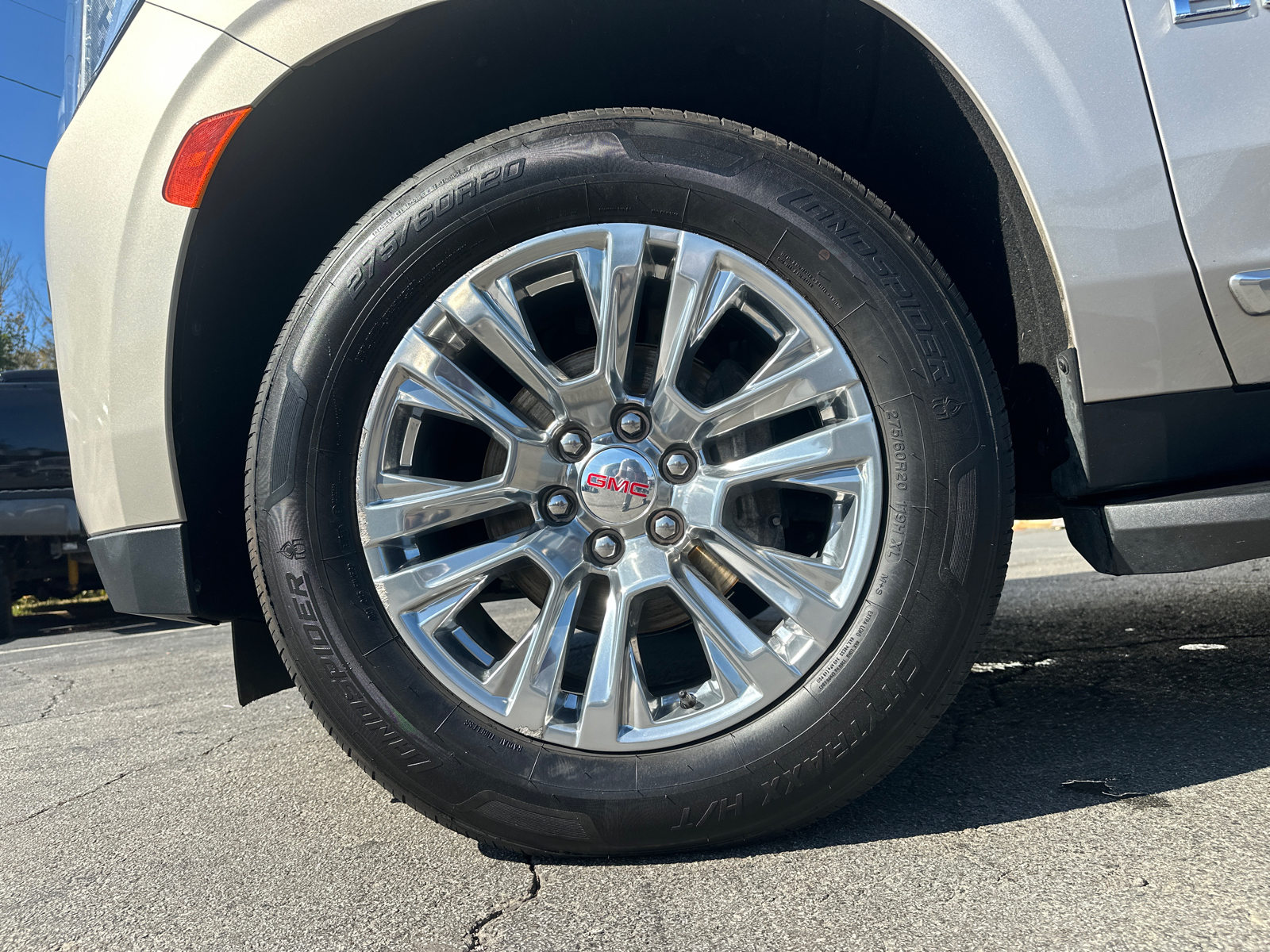 2021 GMC Yukon XL Denali 12