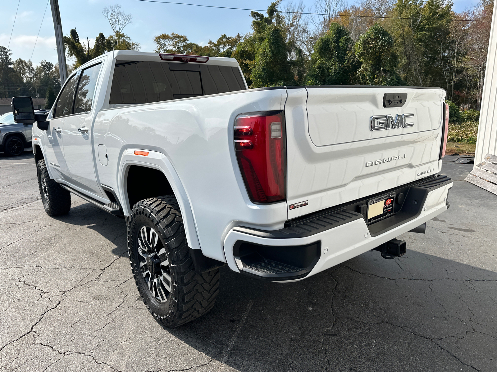 2024 GMC Sierra 2500HD Denali Ultimate 8