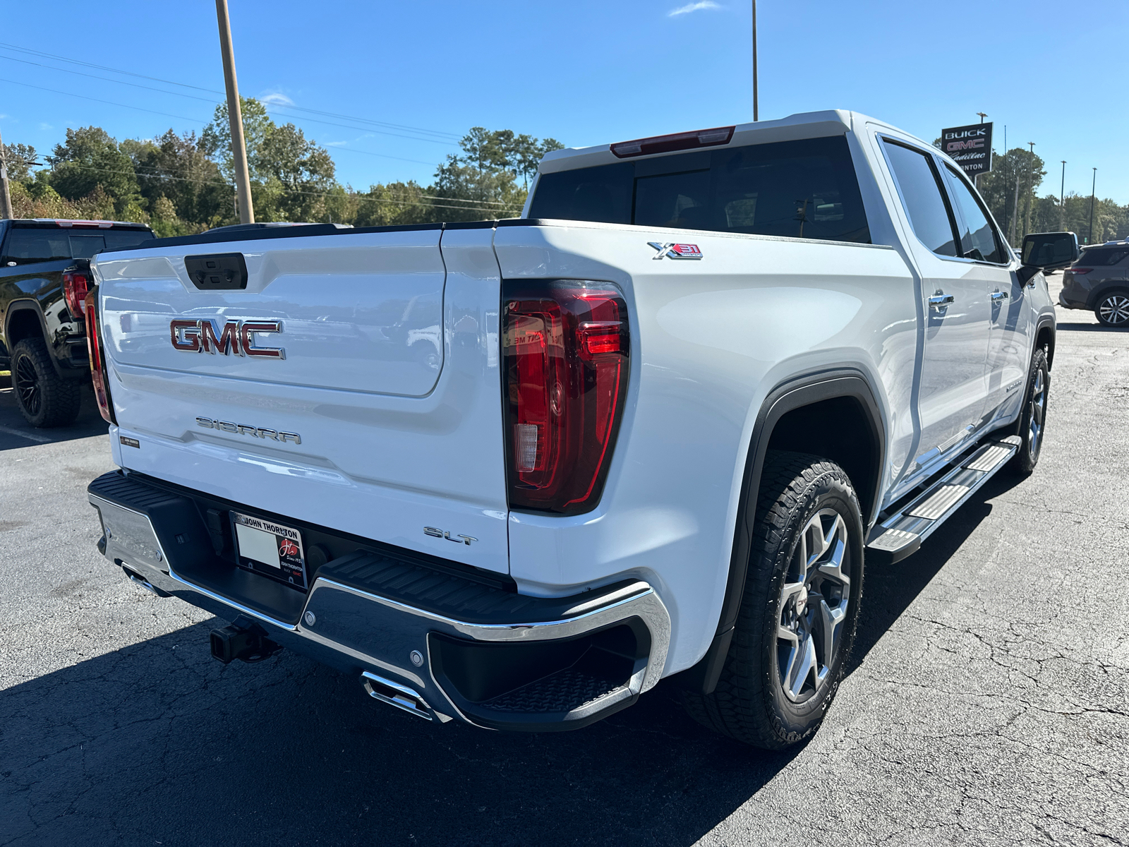 2024 GMC Sierra 1500 SLT 6