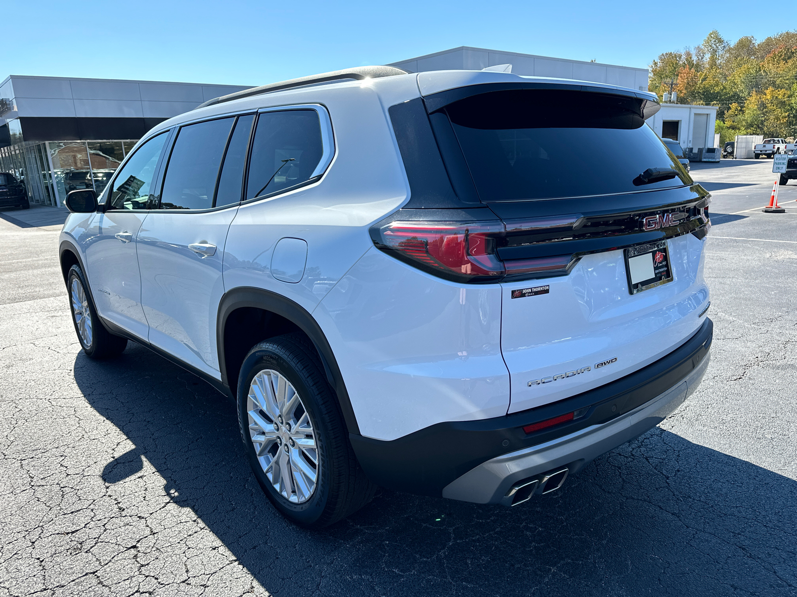 2024 GMC Acadia Elevation 8