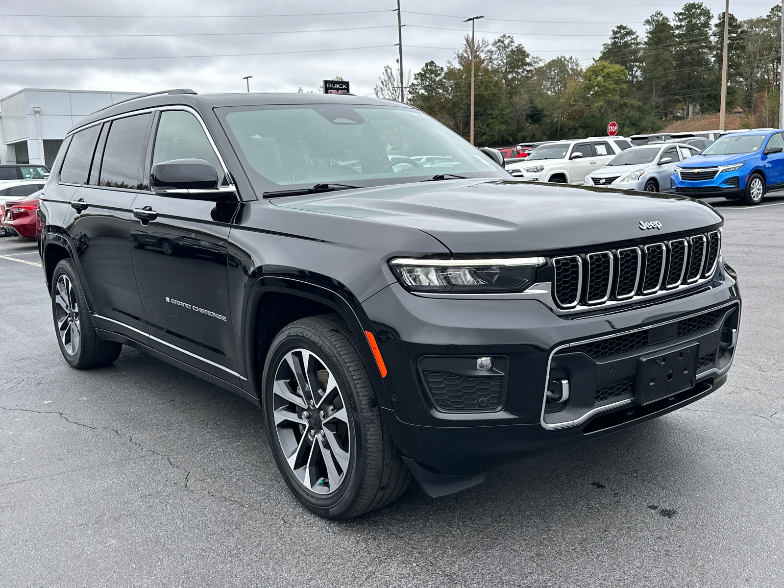 2022 Jeep Grand Cherokee L Overland 5