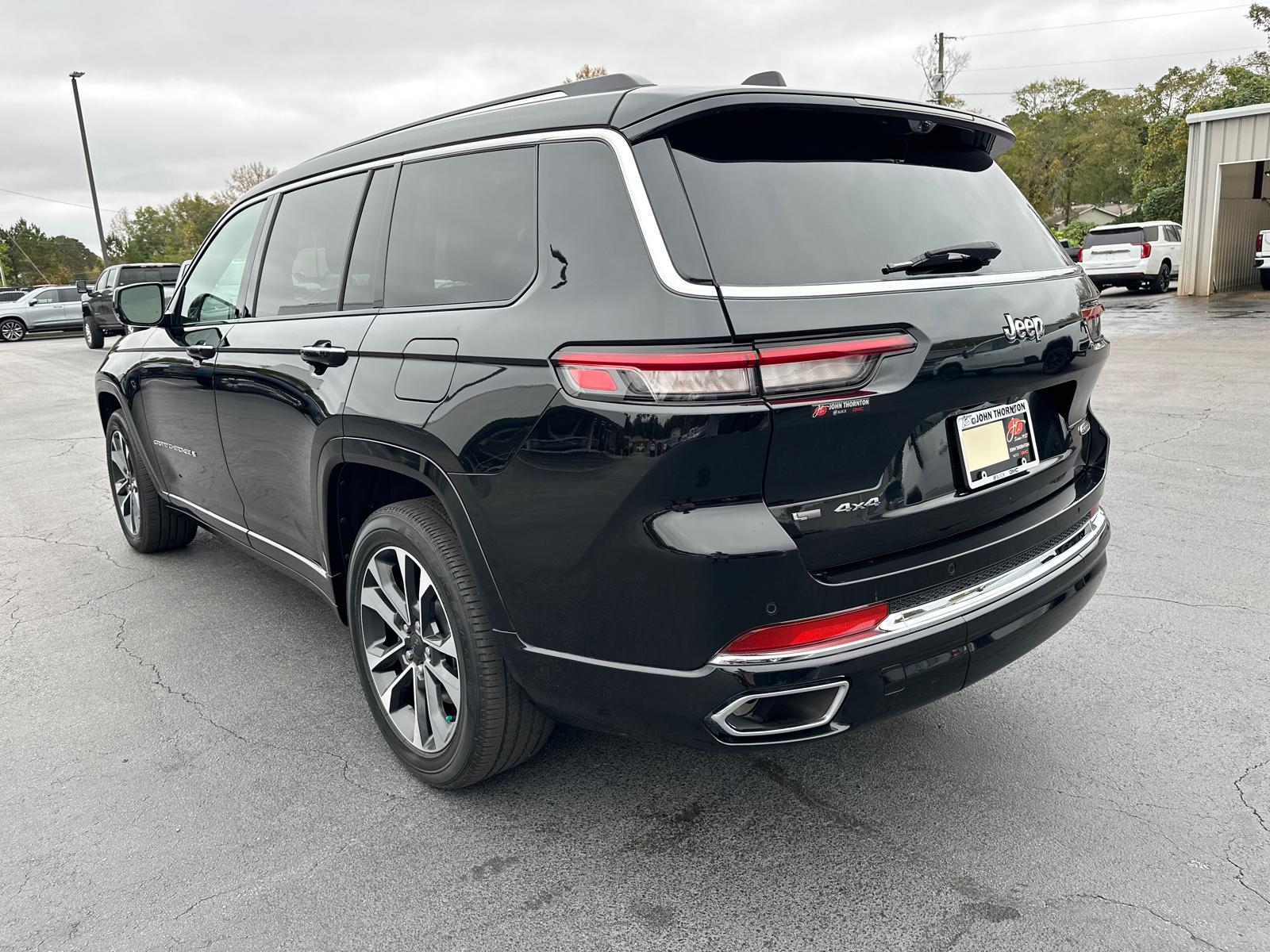 2022 Jeep Grand Cherokee L Overland 9