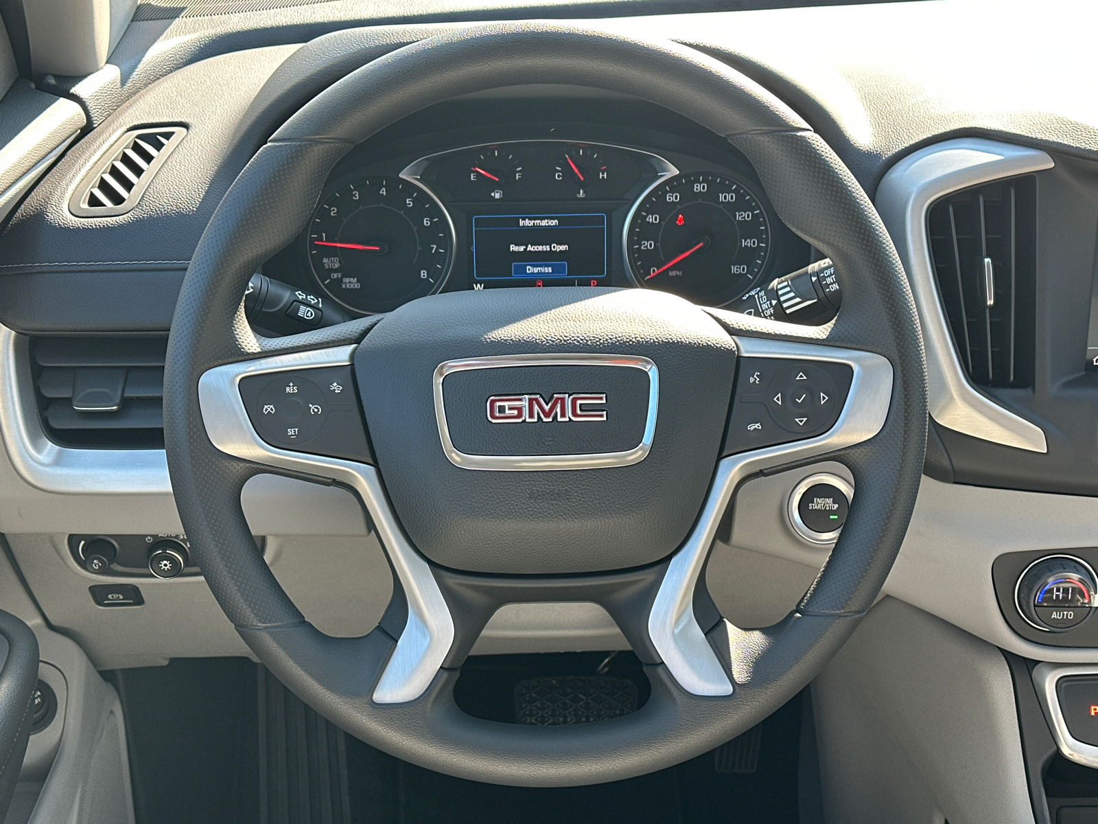 2024 GMC Terrain SLE 25