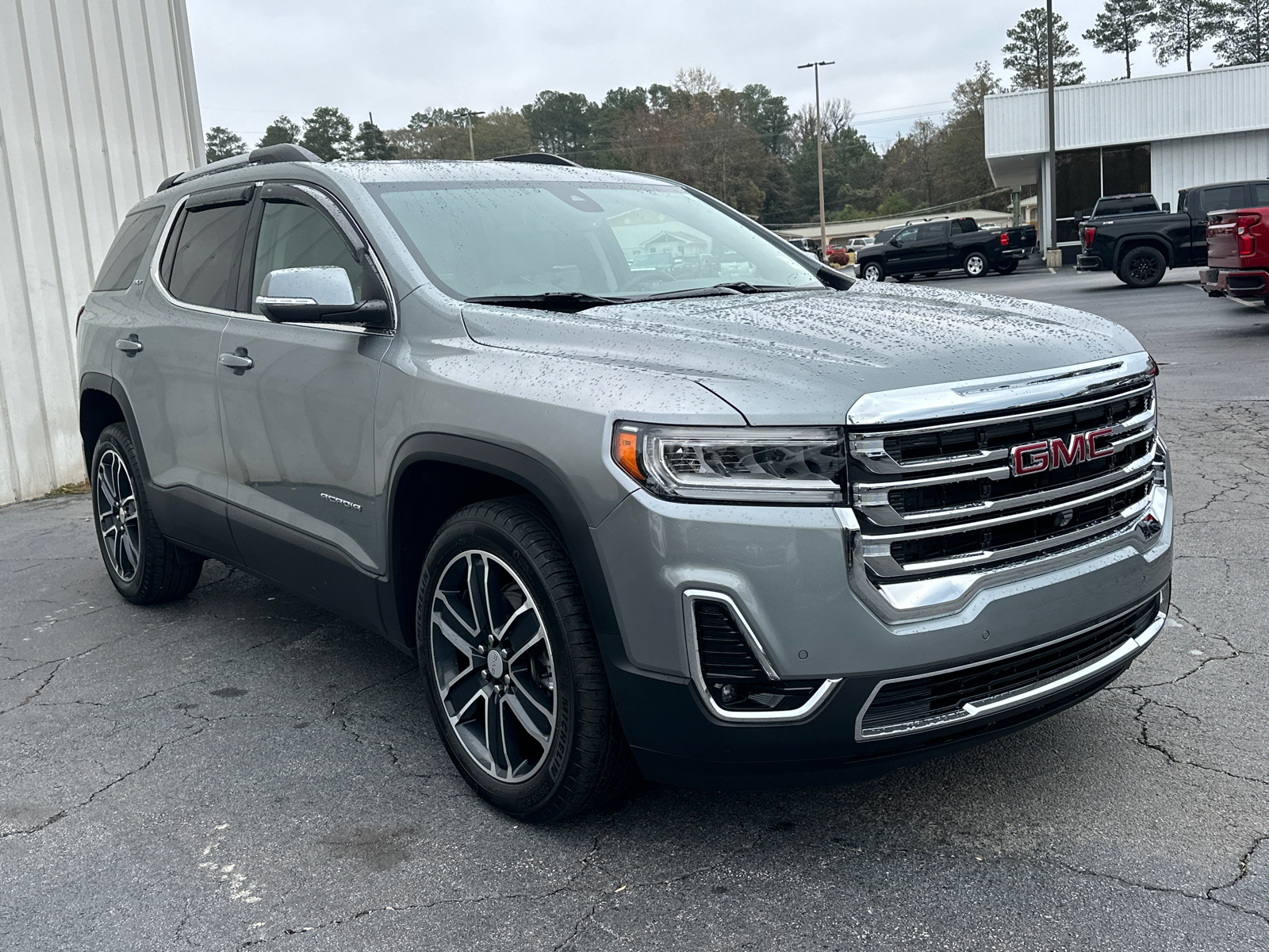 2023 GMC Acadia SLT 5